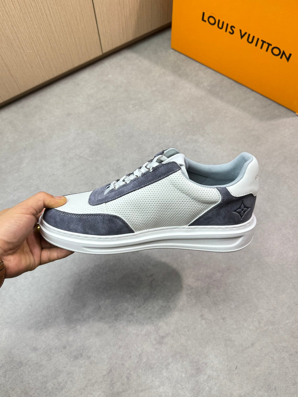 louis sneaker