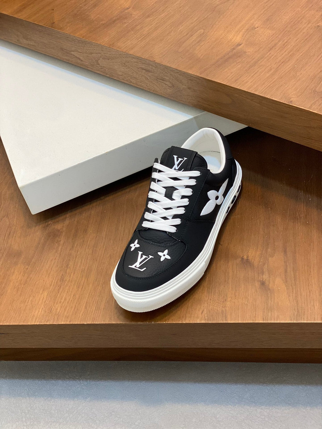 Louis leather sneakers