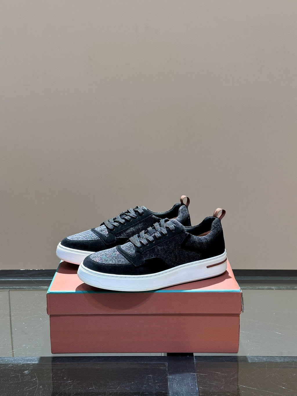 Loro pi weekend walk sneaker