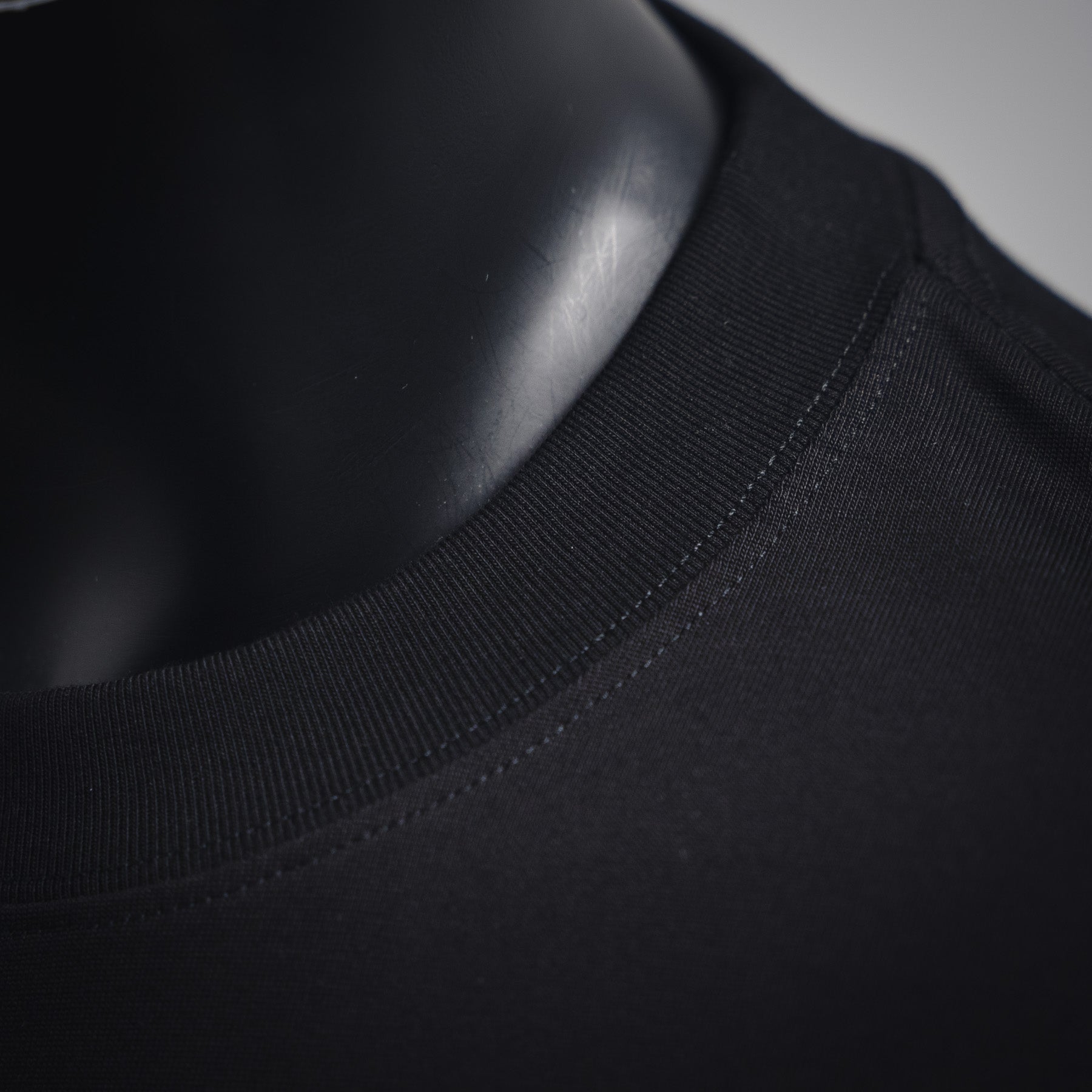 Louis 25ss embroidered t-shirt