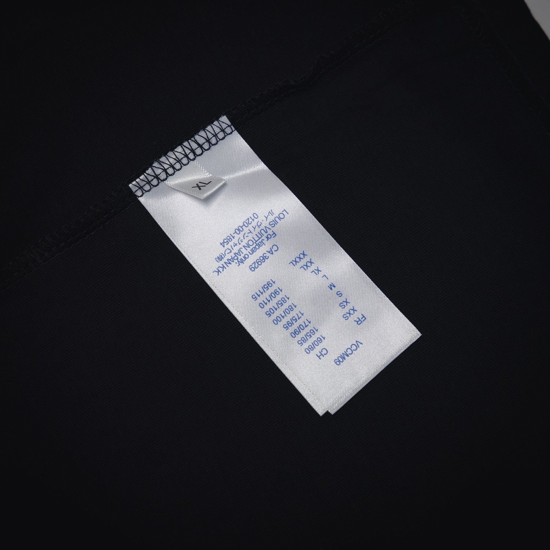 Louis 25ss embroidered t-shirt