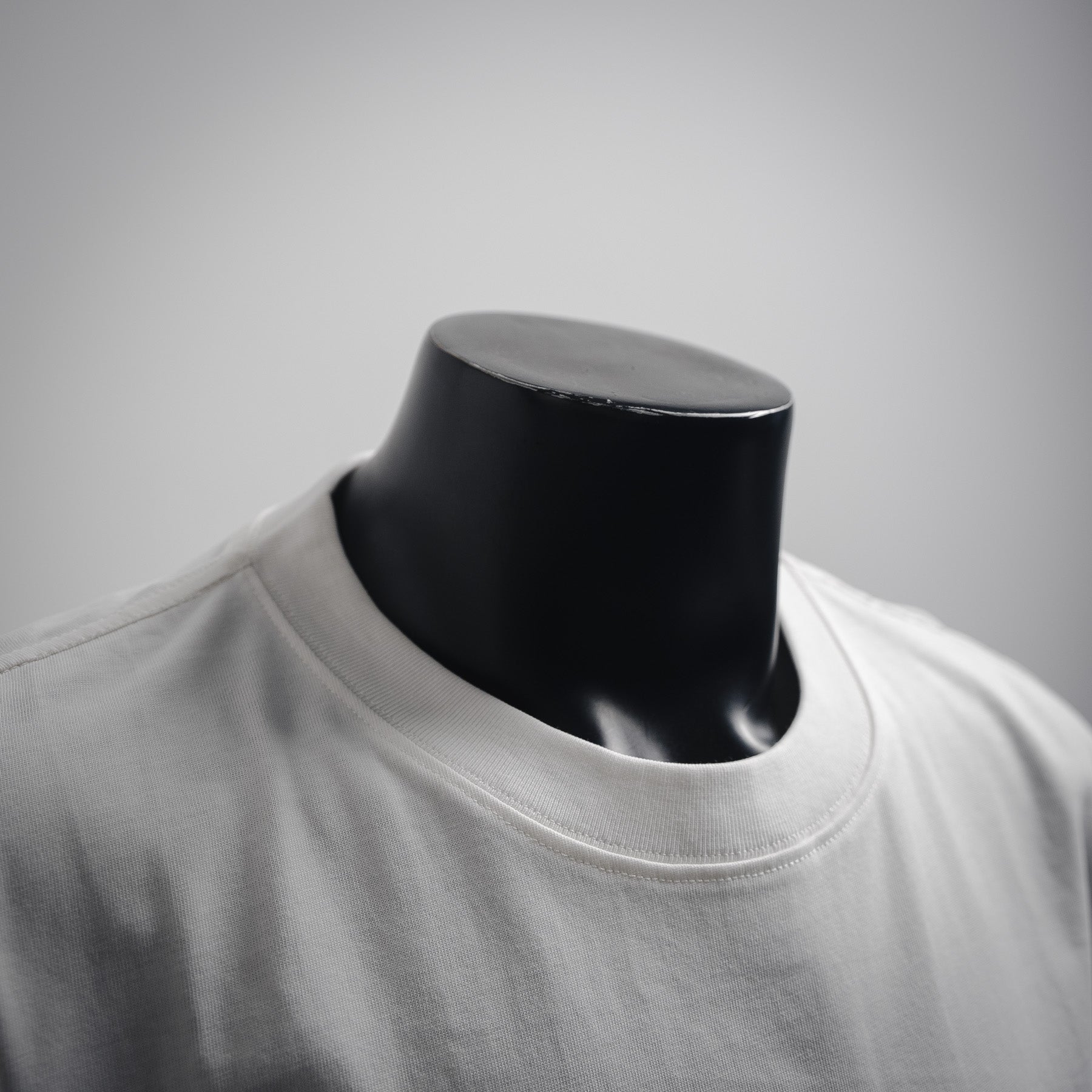 Louis 25ss embroidered t-shirt