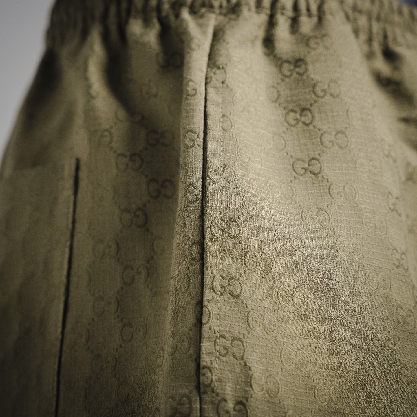 Guc jacquard shorts