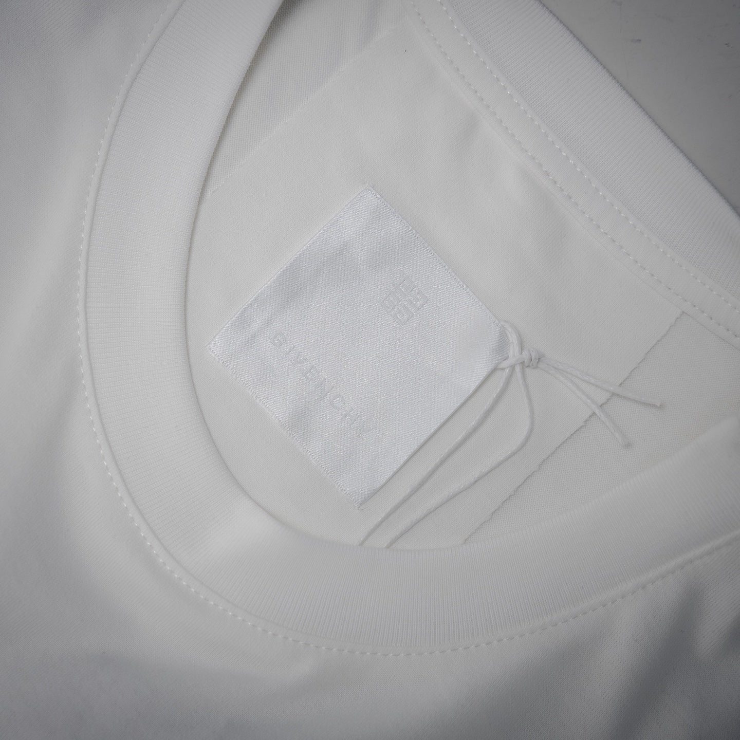 Given 25ss print t-shirt