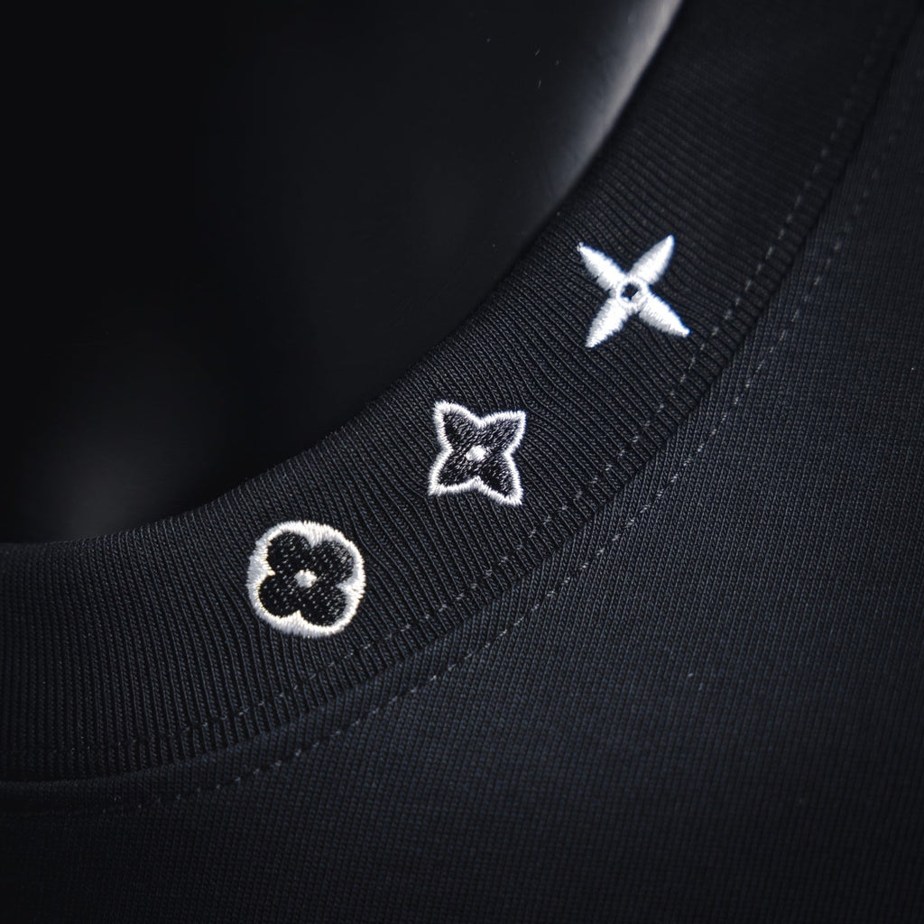 Louis 25ss embroidered t-shirt