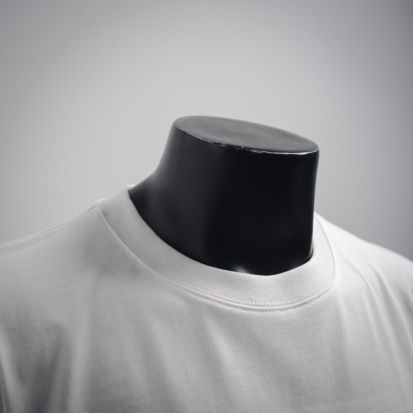 Louis 25ss embroidered t-shirt