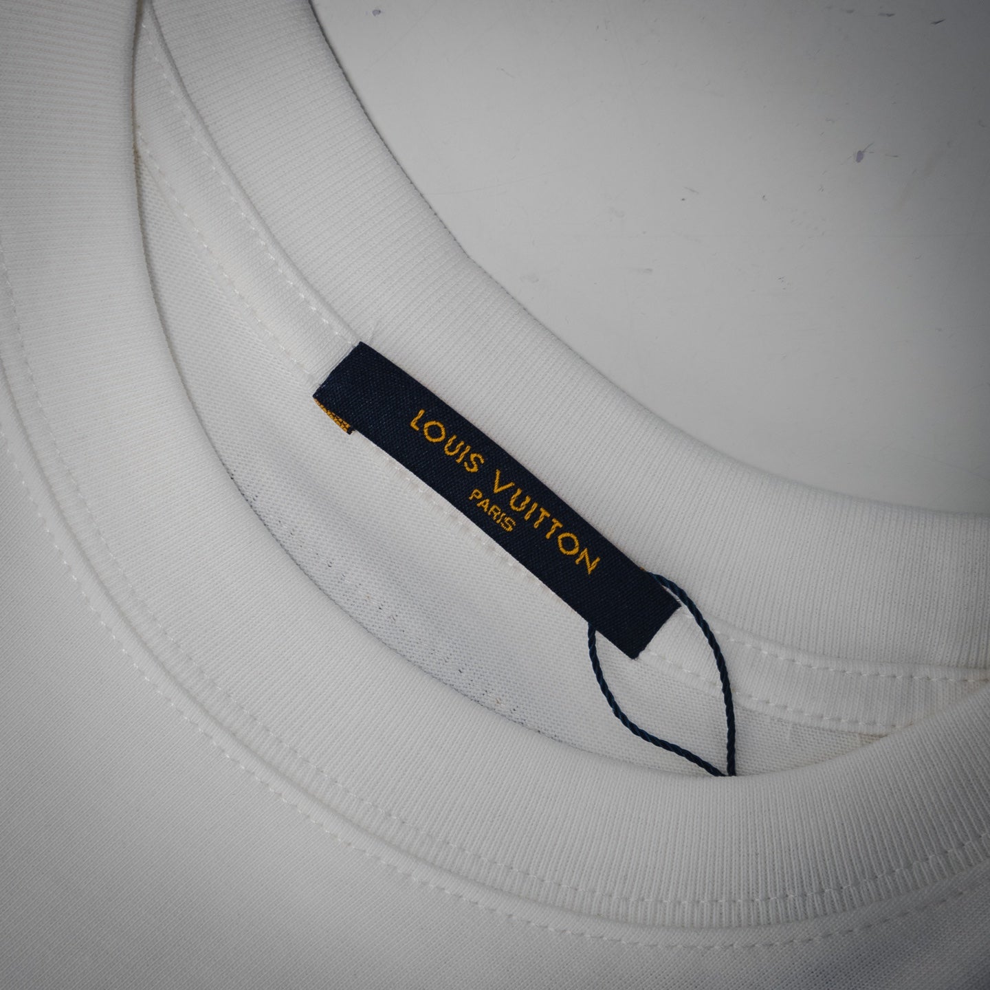 Louis 25ss embroidered t-shirt