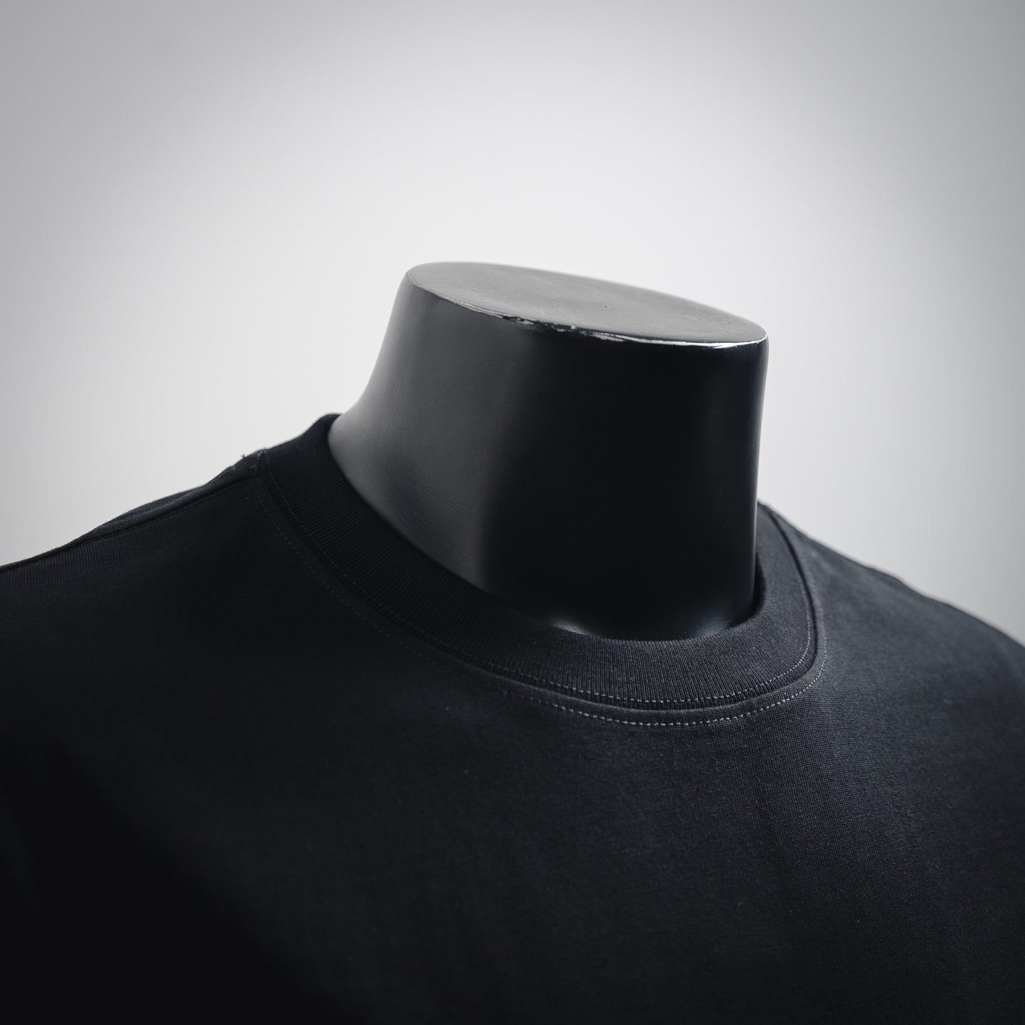 Guc 25ss embroidered t-shirt