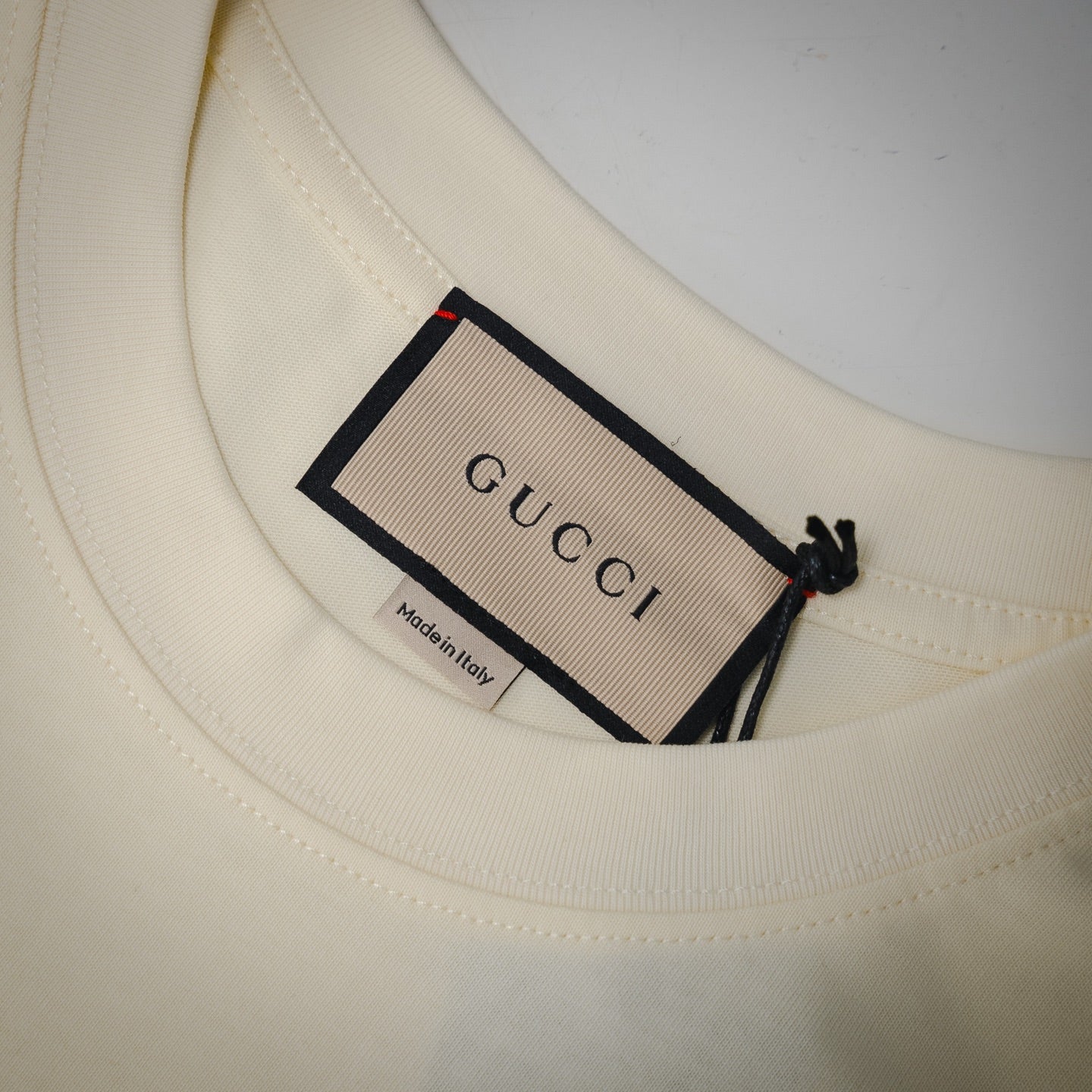 Guc 25ss embroidered t-shirt