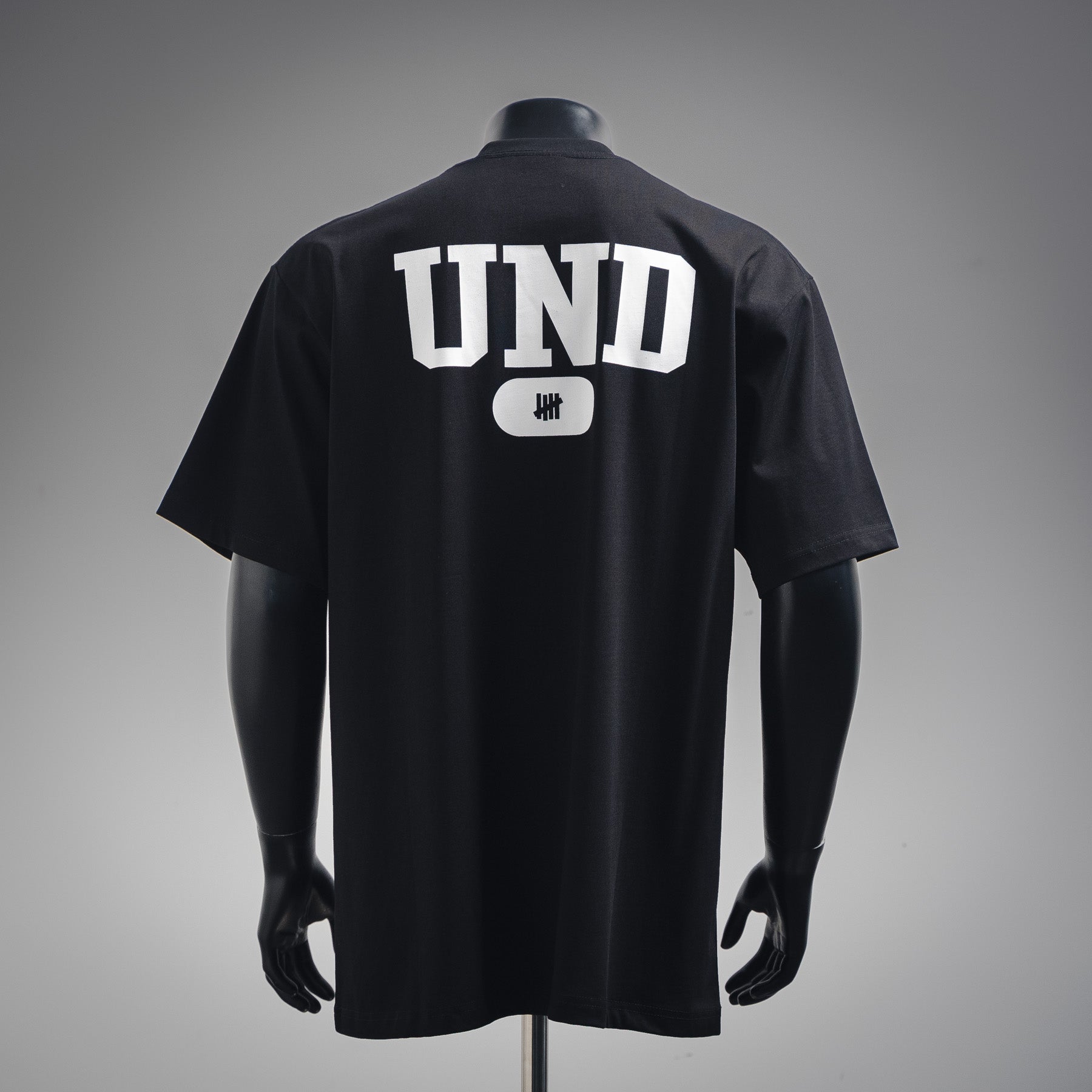 Und 25ss print t-shirt