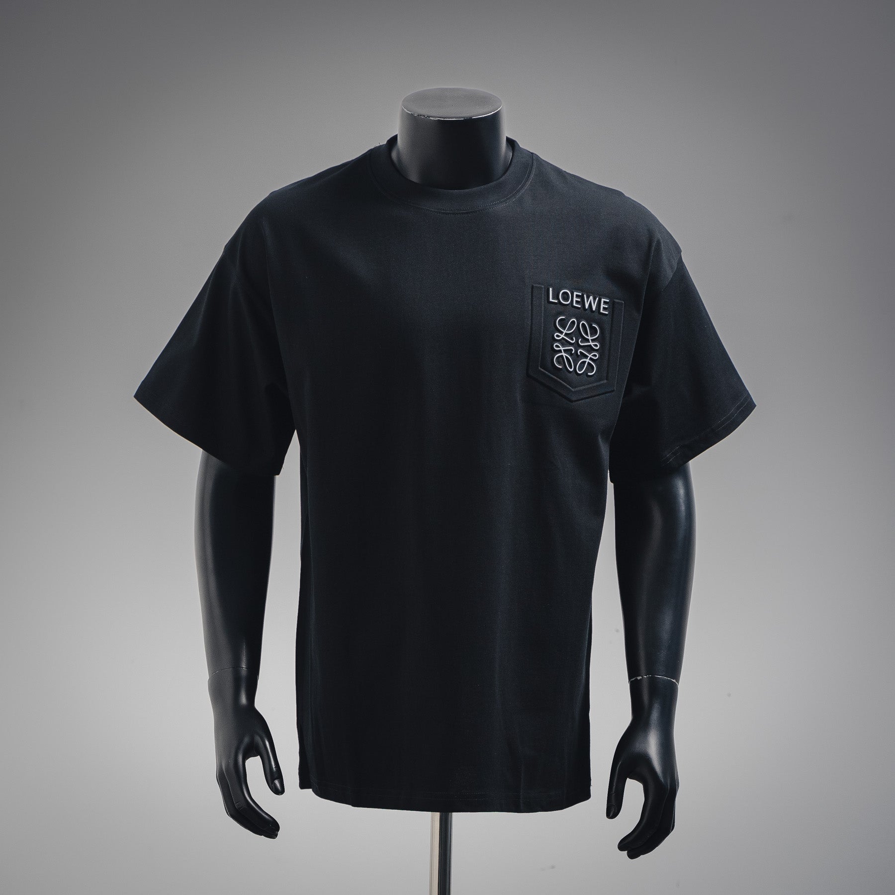 Loe 25ss embossed t-shirt