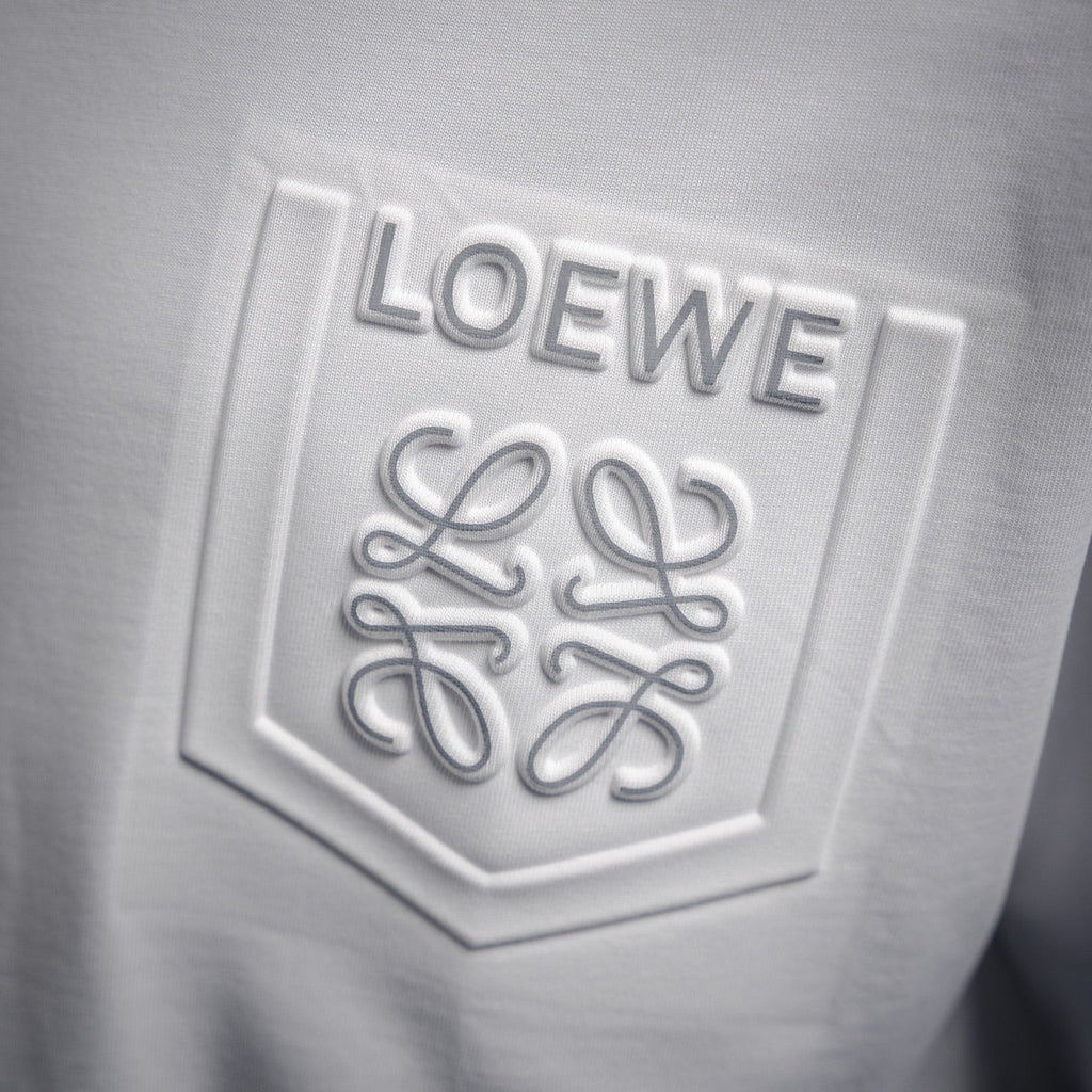Loe 25ss embossed t-shirt