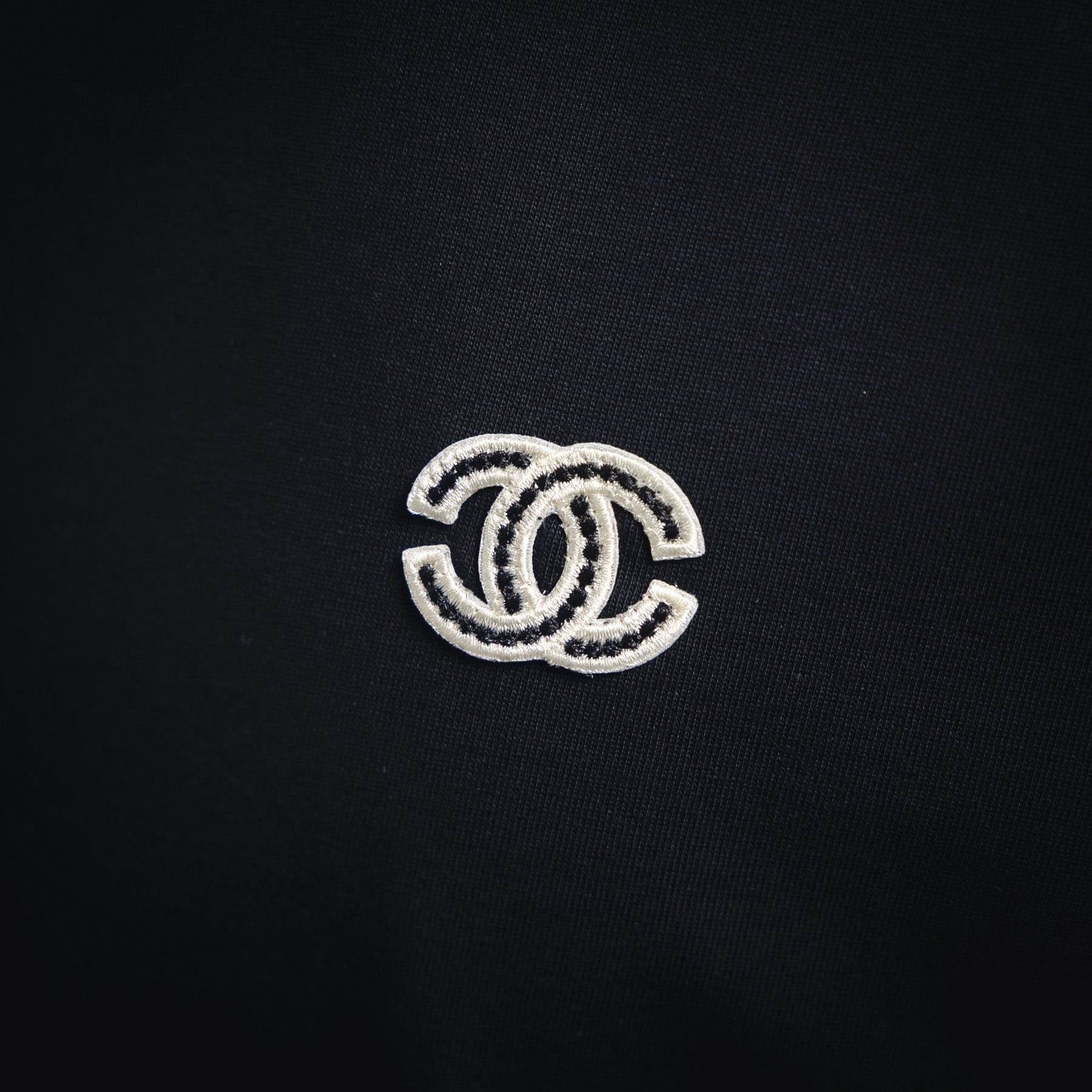 Ch 25ss embroidered t-shirt