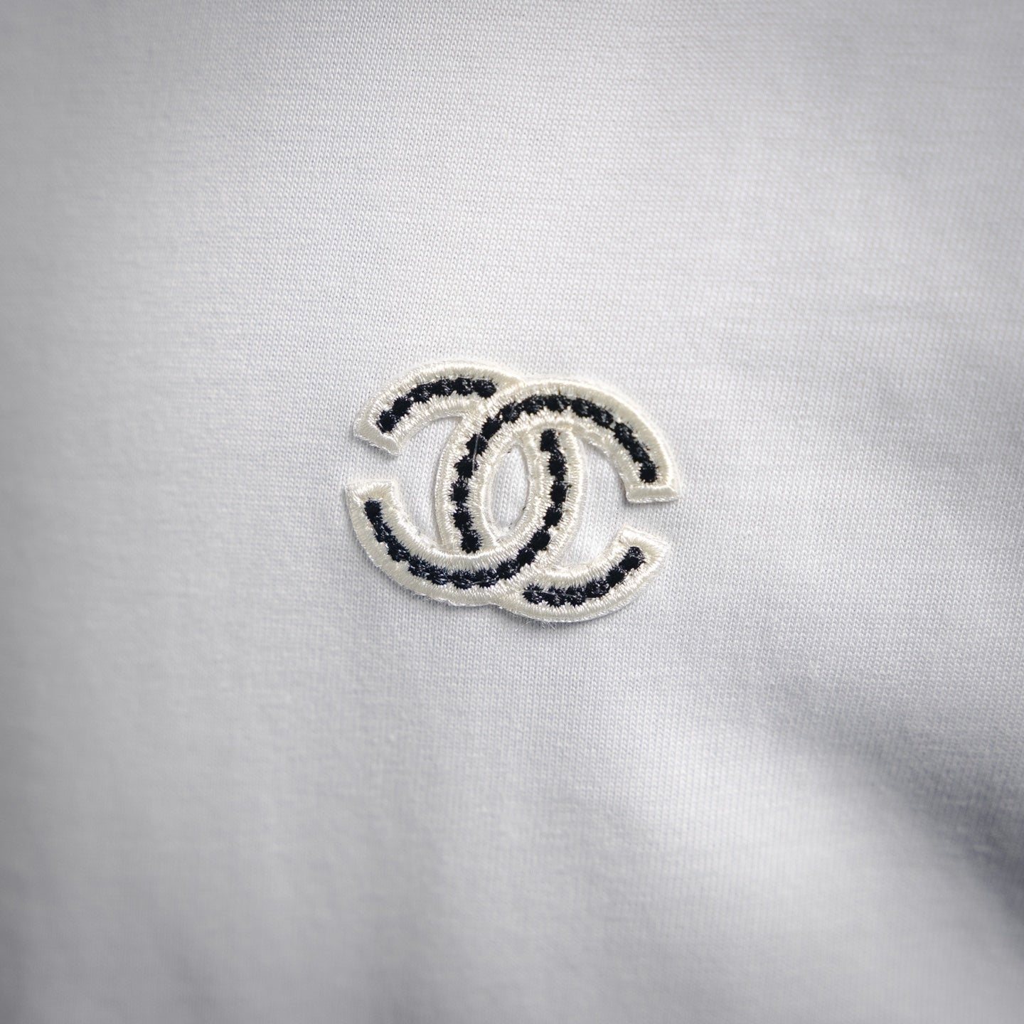 Ch 25ss embroidered t-shirt