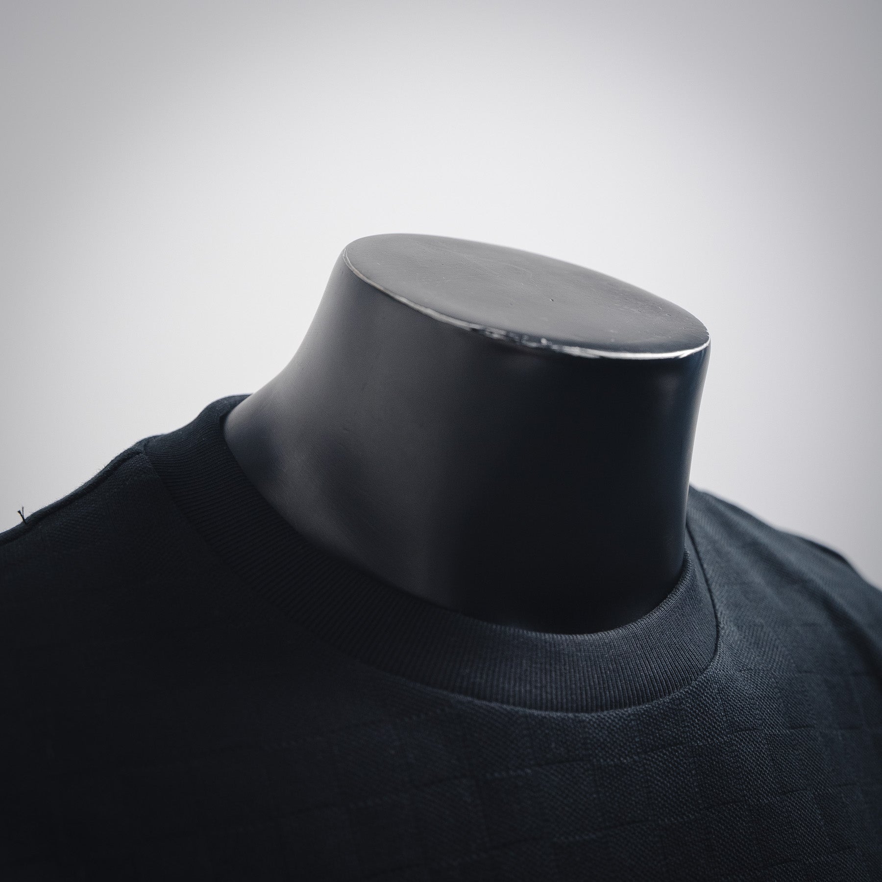 Louis 25ss embroidered t-shirt