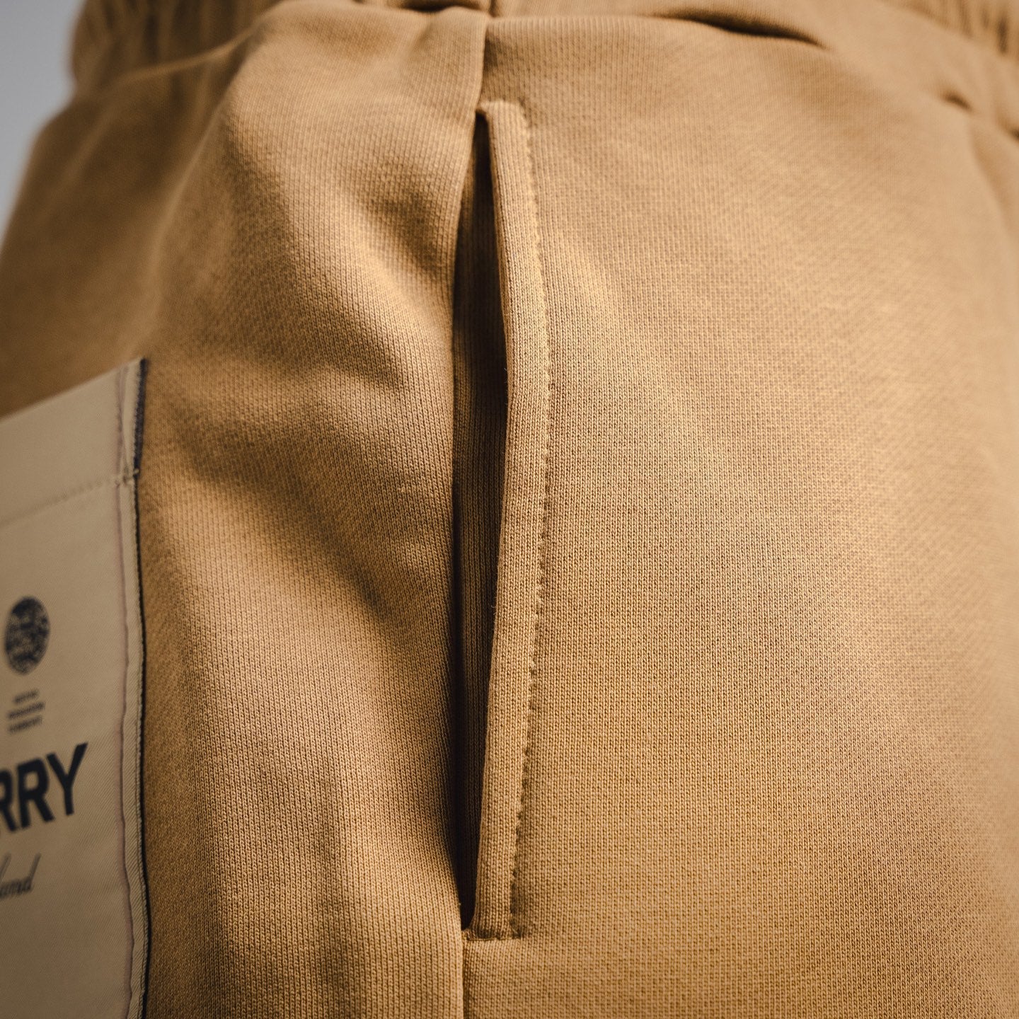 Bur 25ss labels shorts