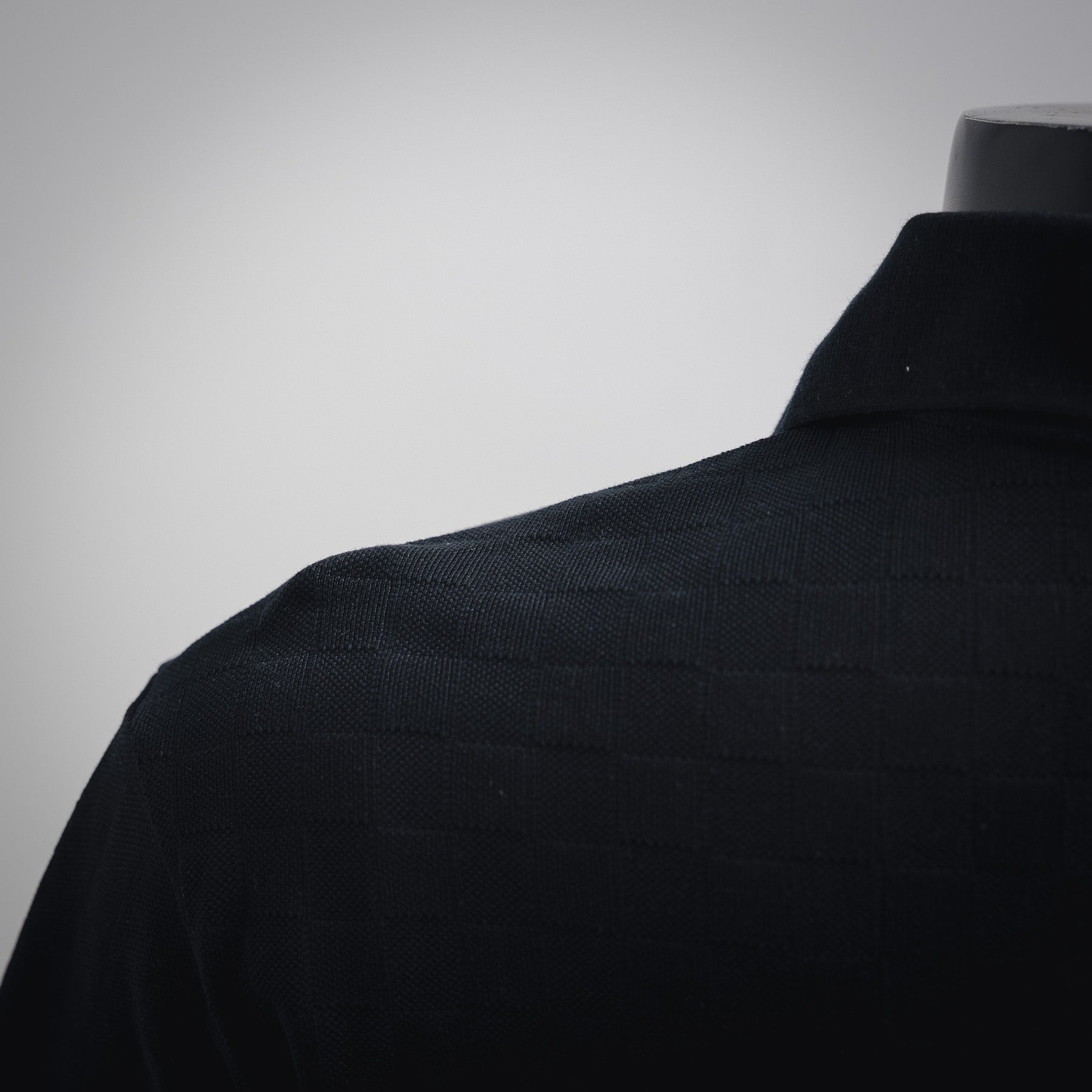 Louis dark pattern polo