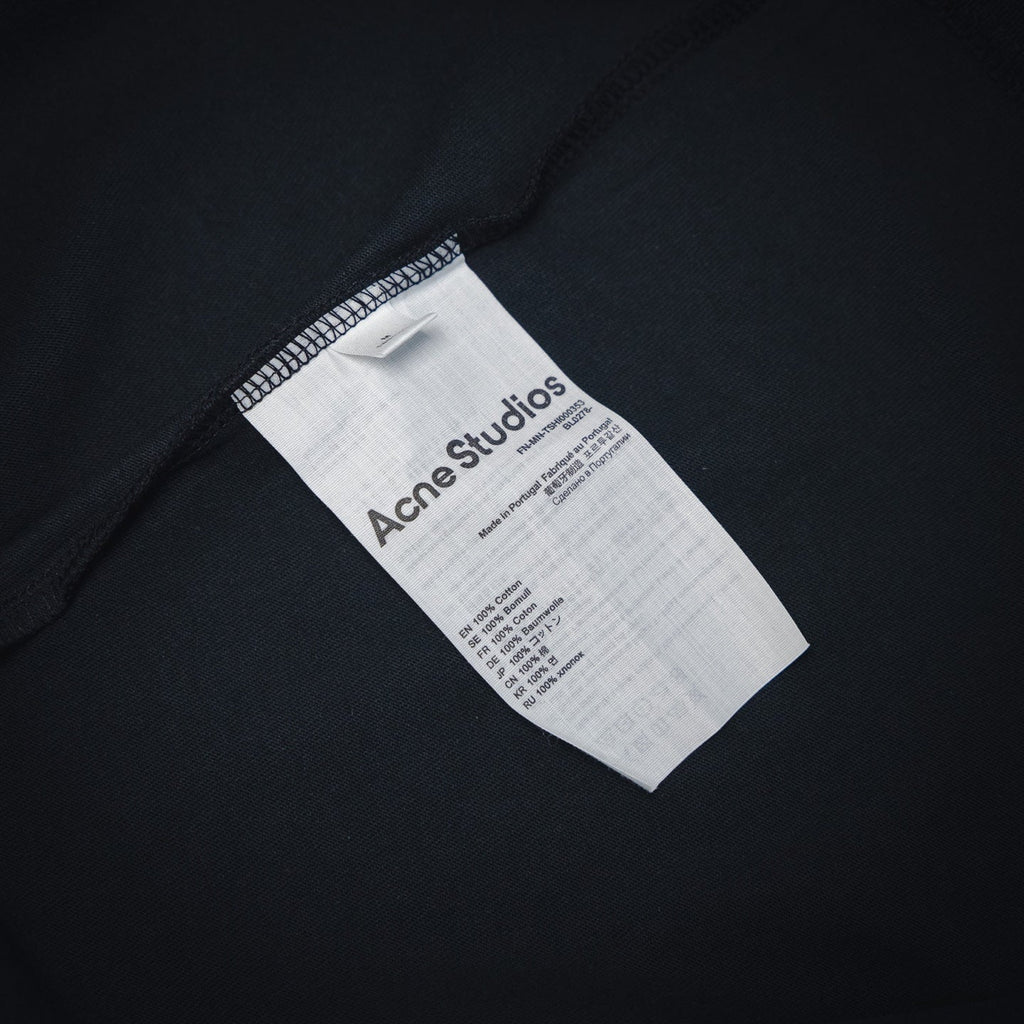 acne 25ss print t-shirt