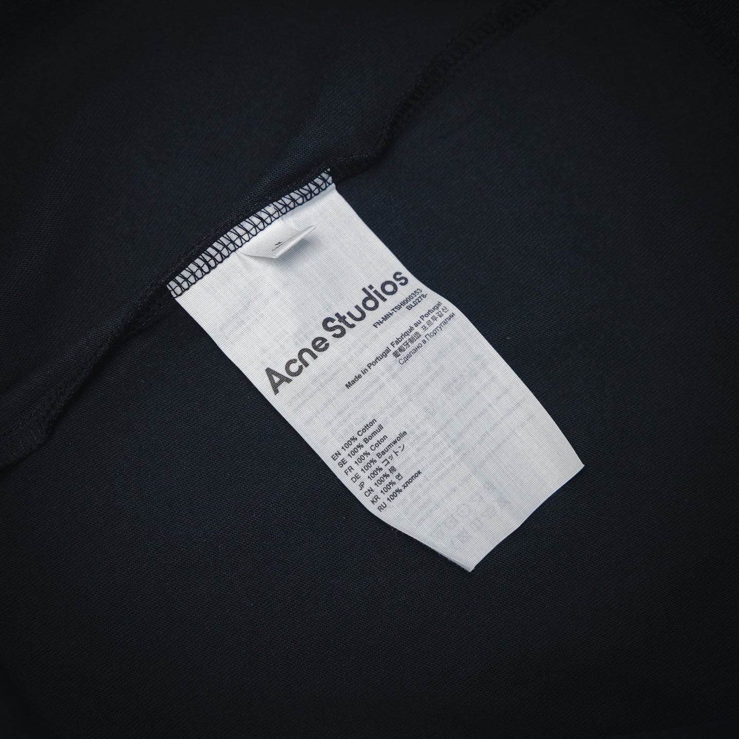 acne 25ss print t-shirt