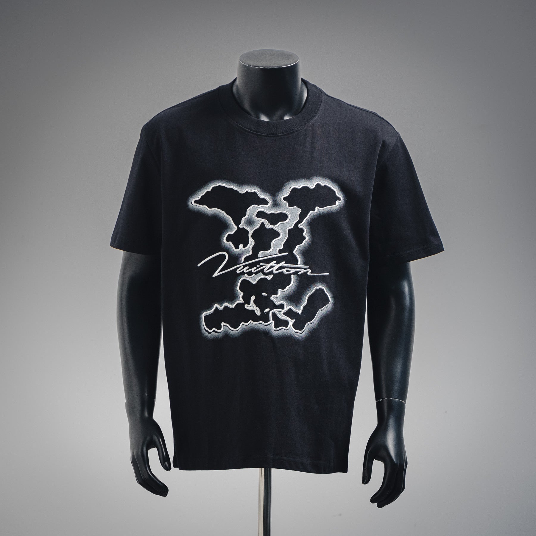 Louis 25ss embroidered t-shirt