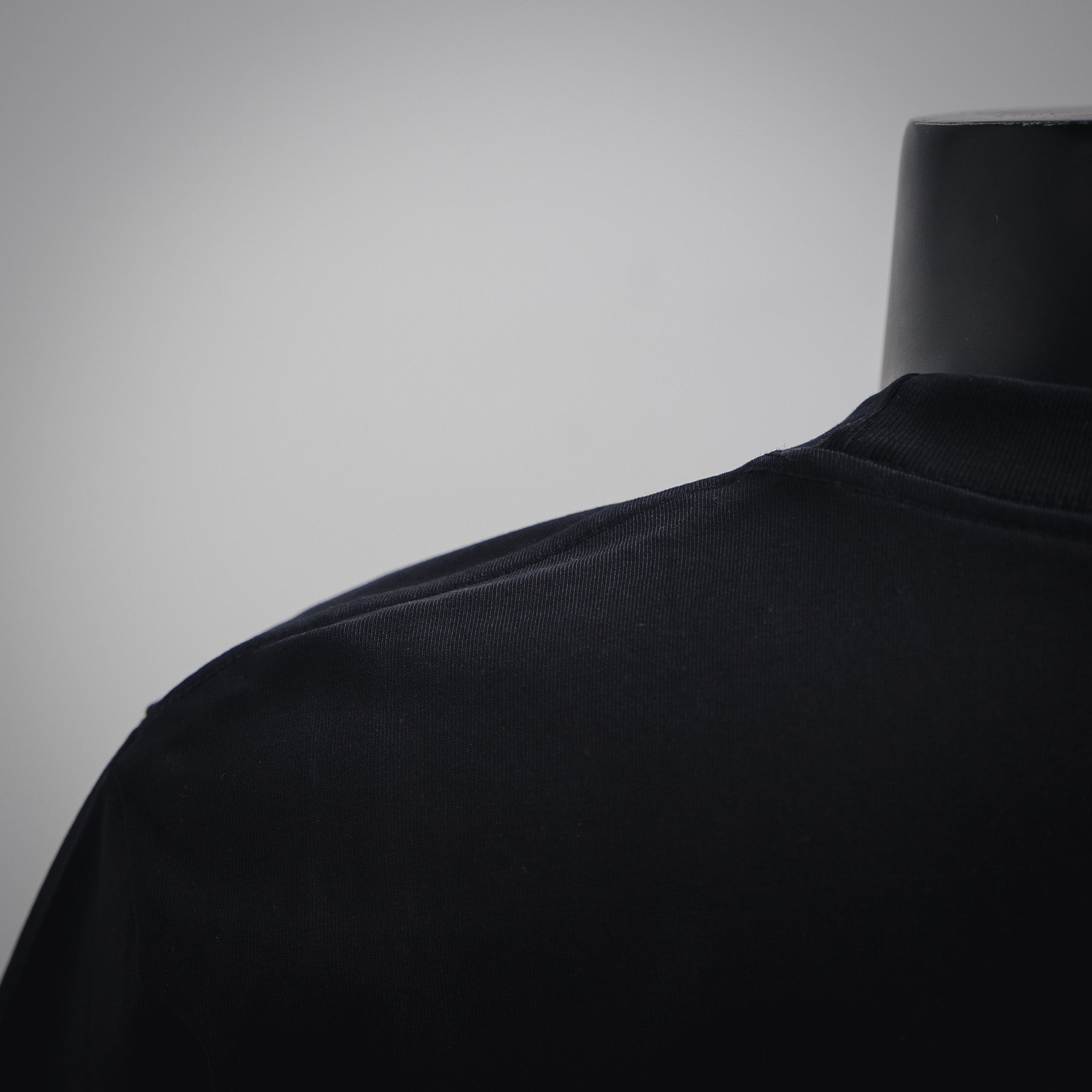 Louis 25ss embroidered t-shirt