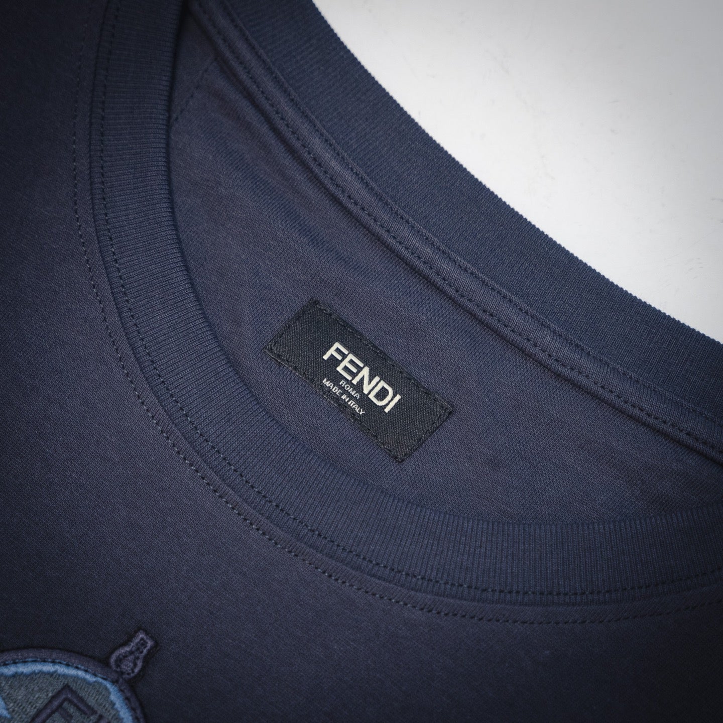 Fen 25ss embroidered t-shirt