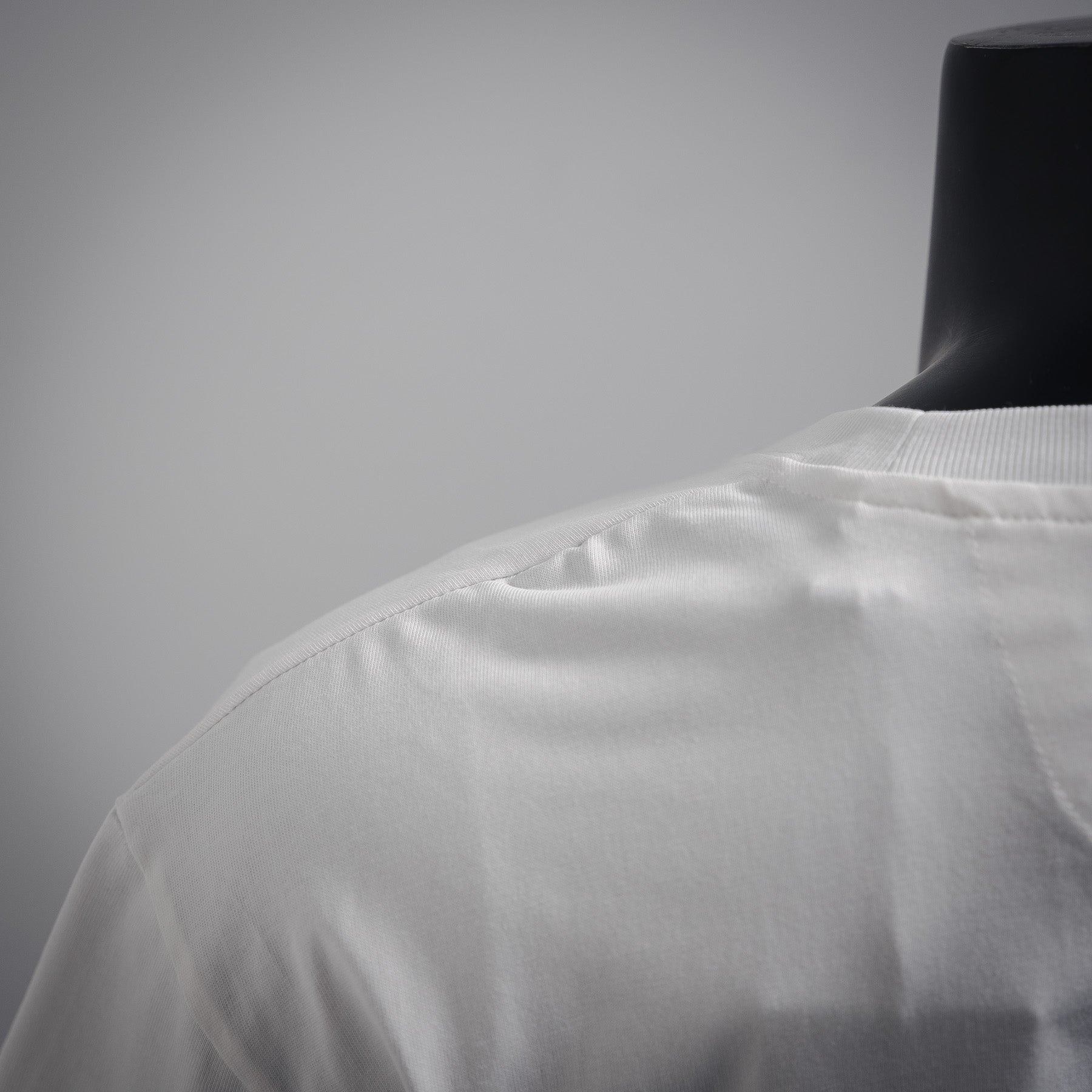 Fen 25ss embroidered t-shirt