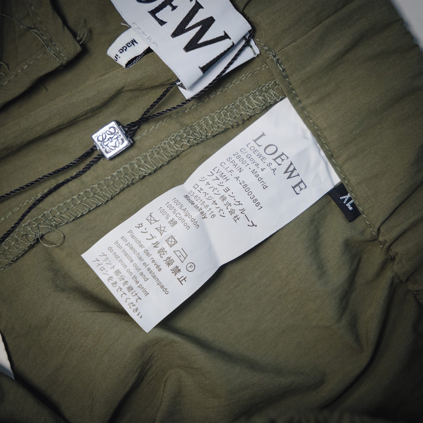 Loe 25ss embroidered short