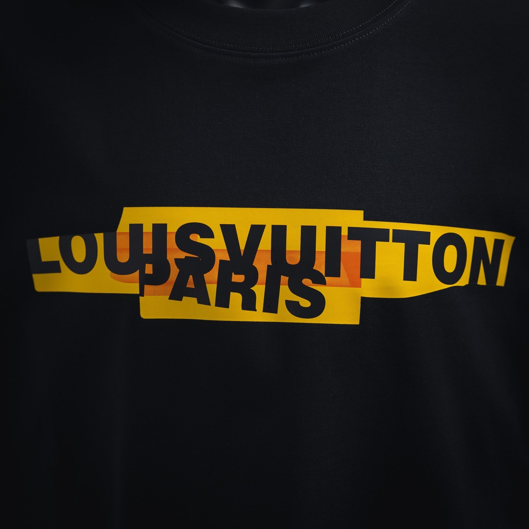 Louis 25ss tape t-shirt