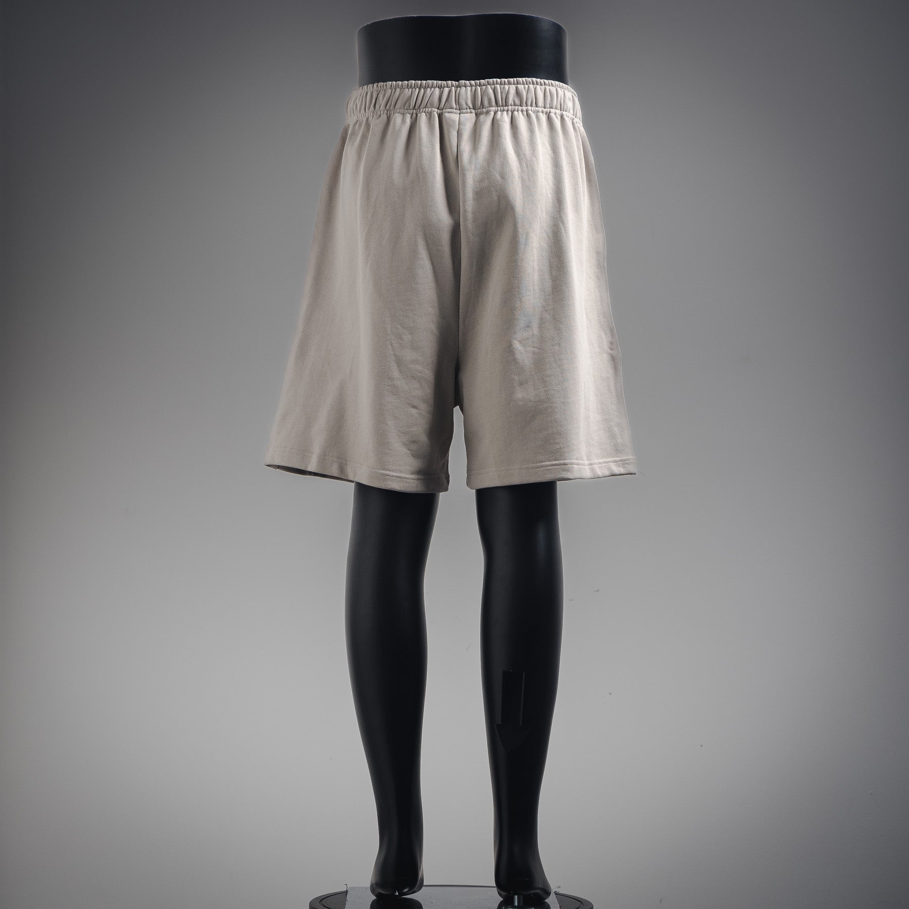 Balen 25ss embroidered short