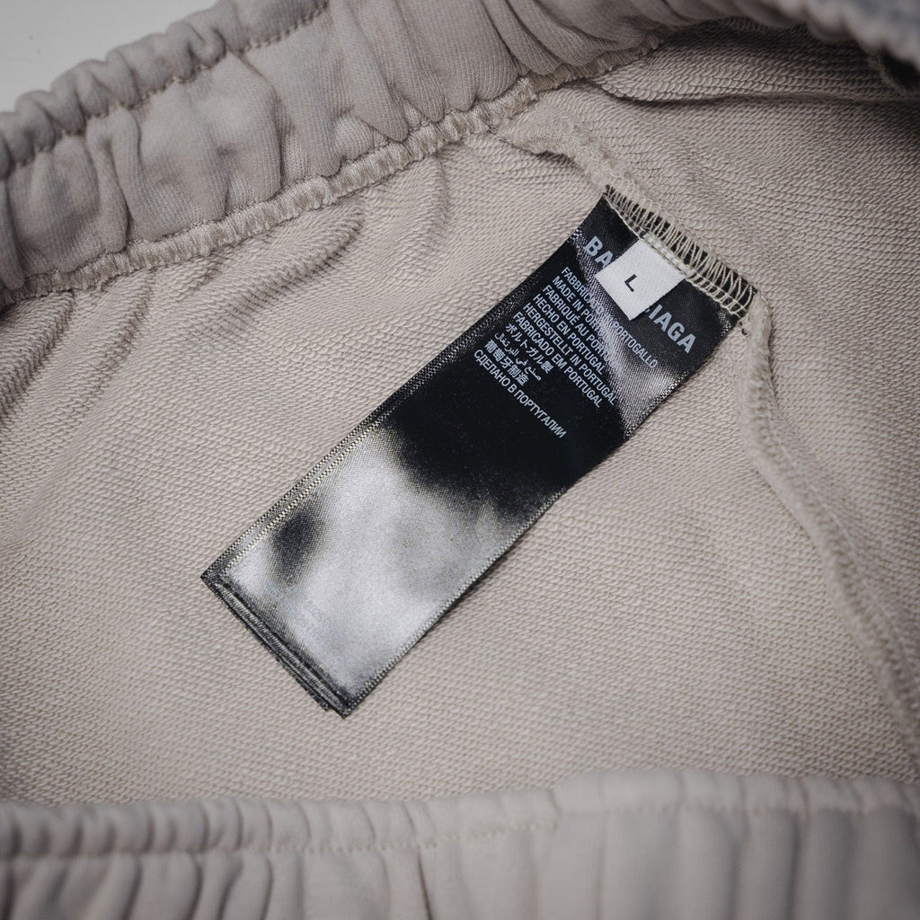 Balen 25ss embroidered short