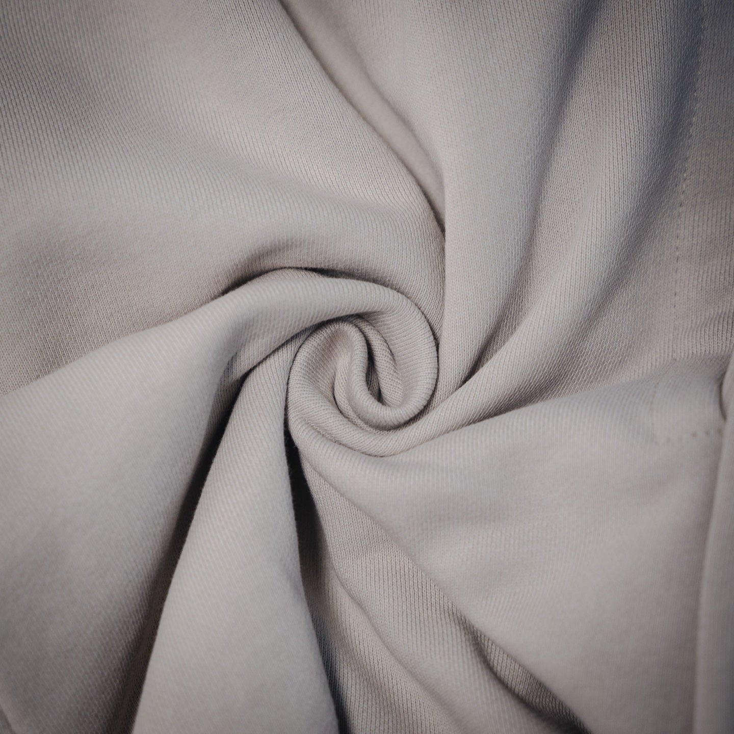 Balen 25ss embroidered short