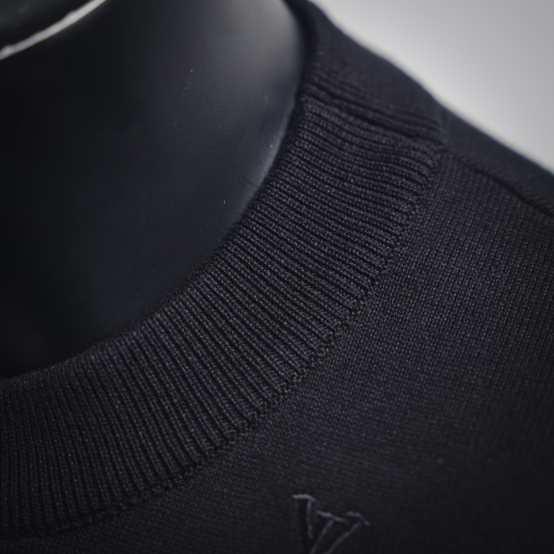 Louis 25ss embroidered t-shirt