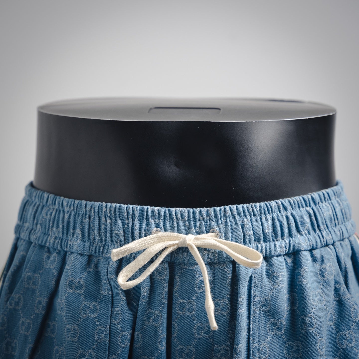 Guc 25ss jacquard short