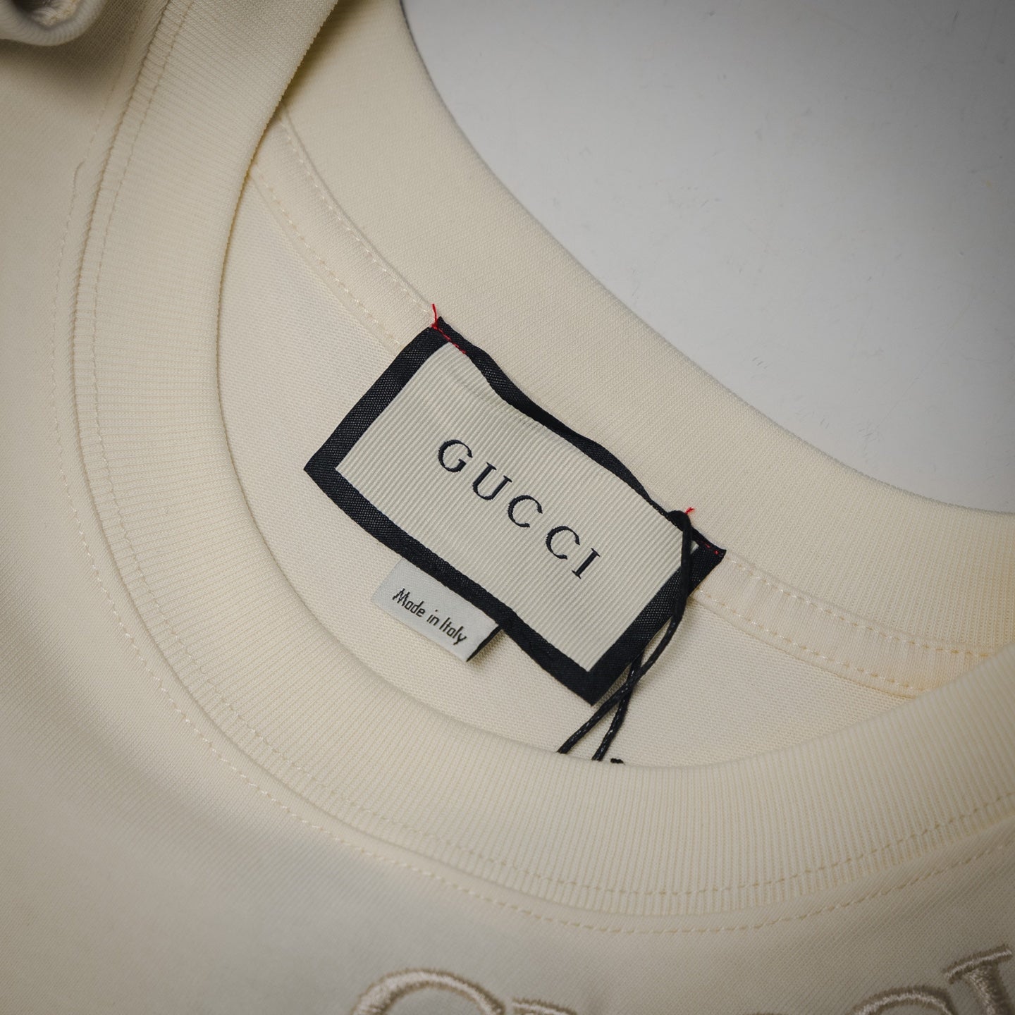 Guc 25ss embroidered t-shirt