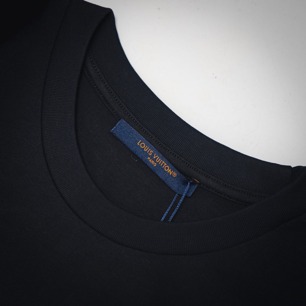 Louis 25ss embroidered t-shirt