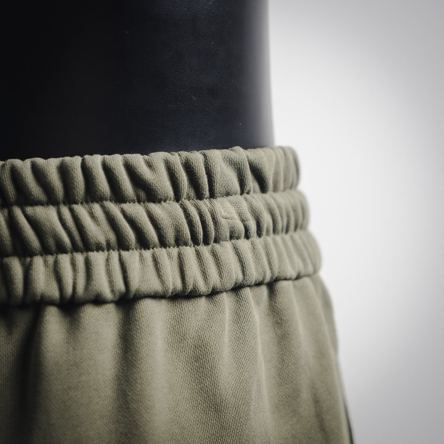 Guc 25ss embroidered short