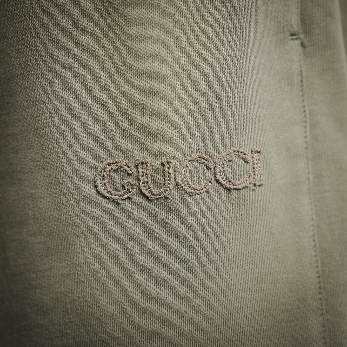 Guc 25ss embroidered short