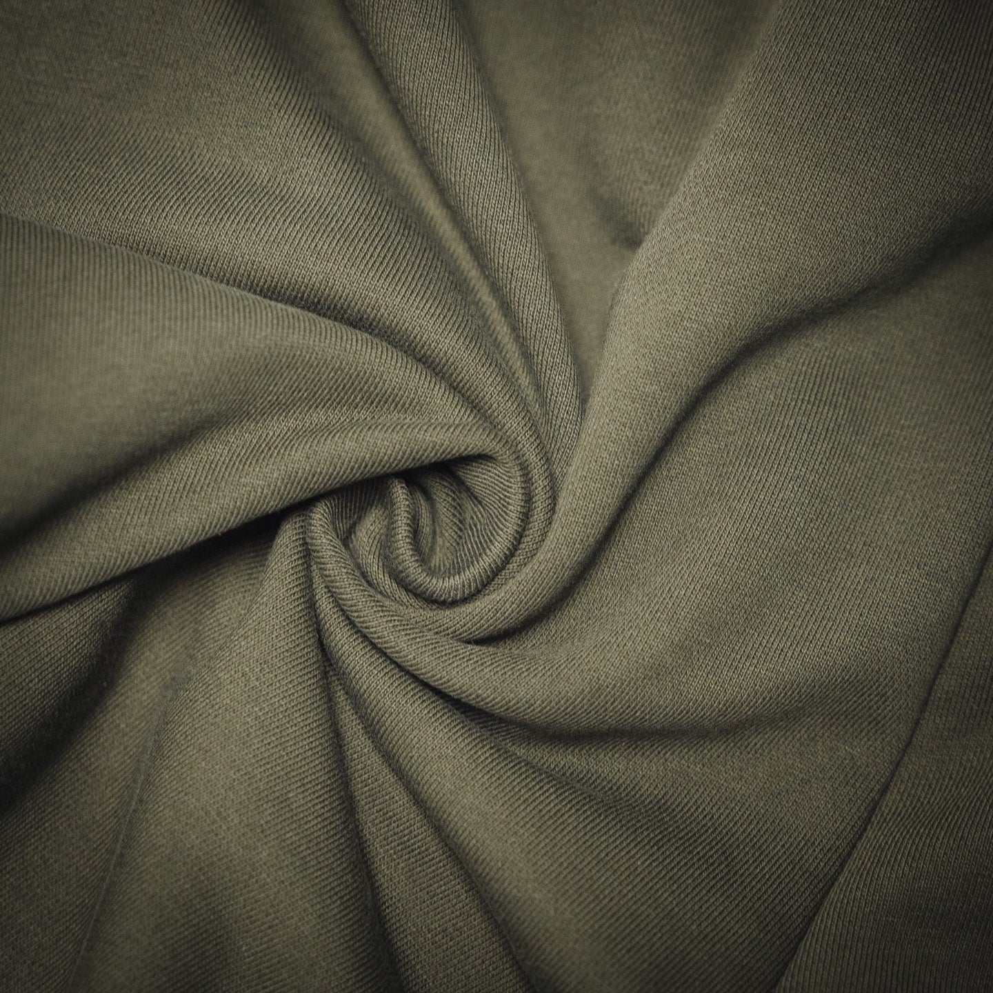 Guc 25ss embroidered short