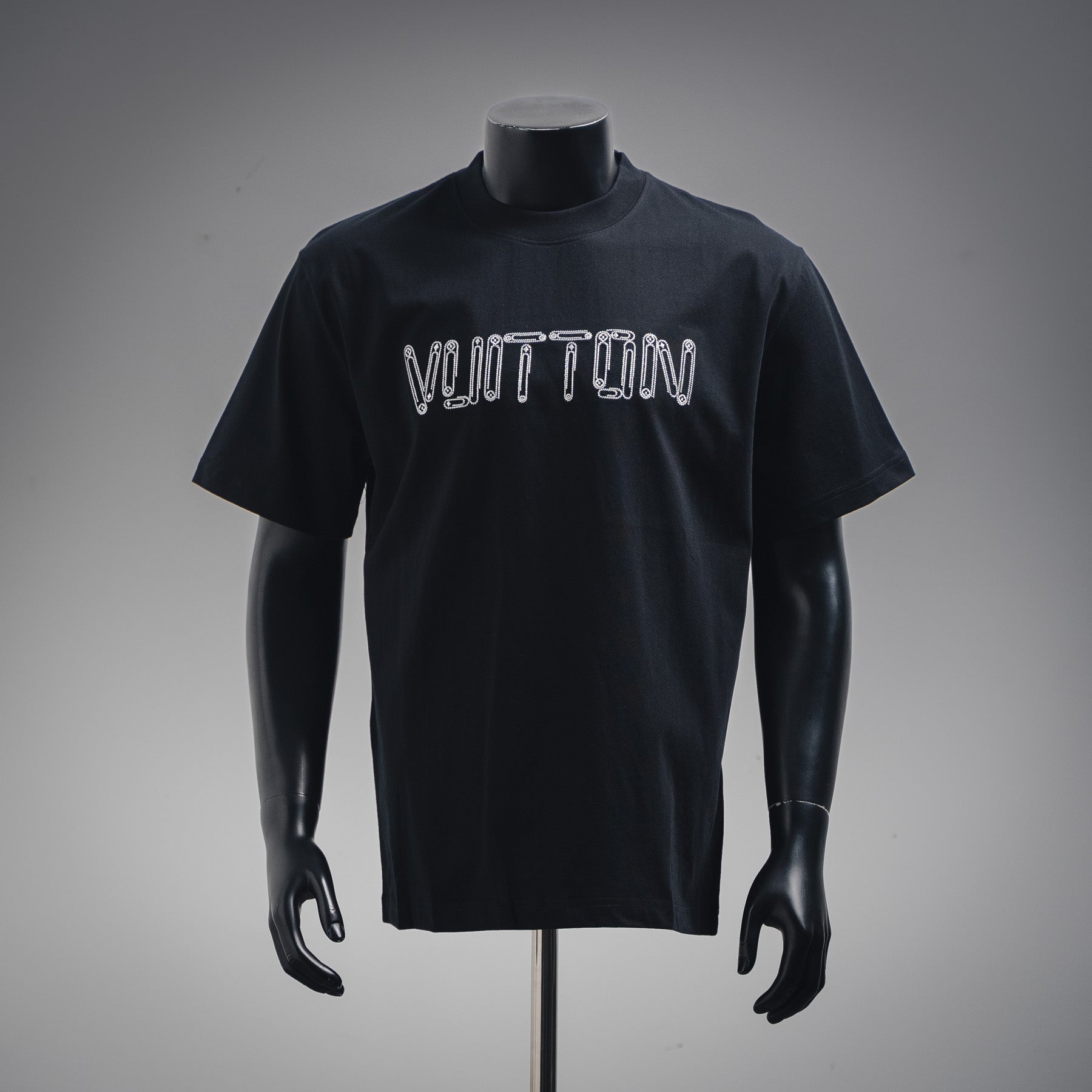 Louis 25ss embroidered t-shirt