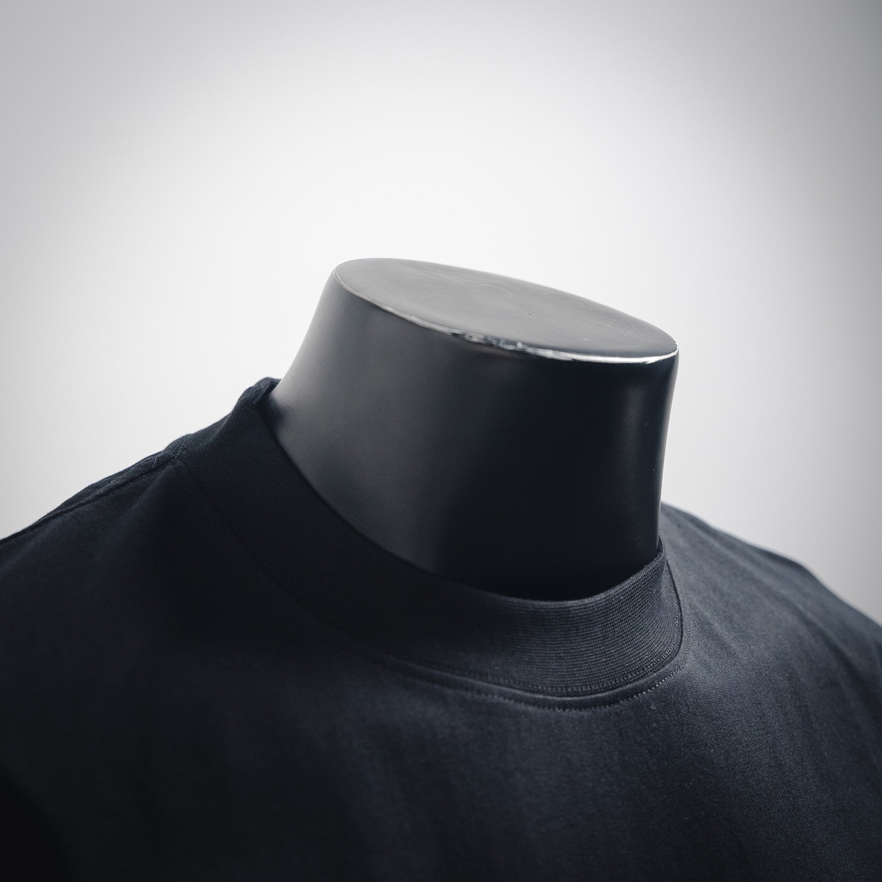 Louis 25ss embroidered t-shirt