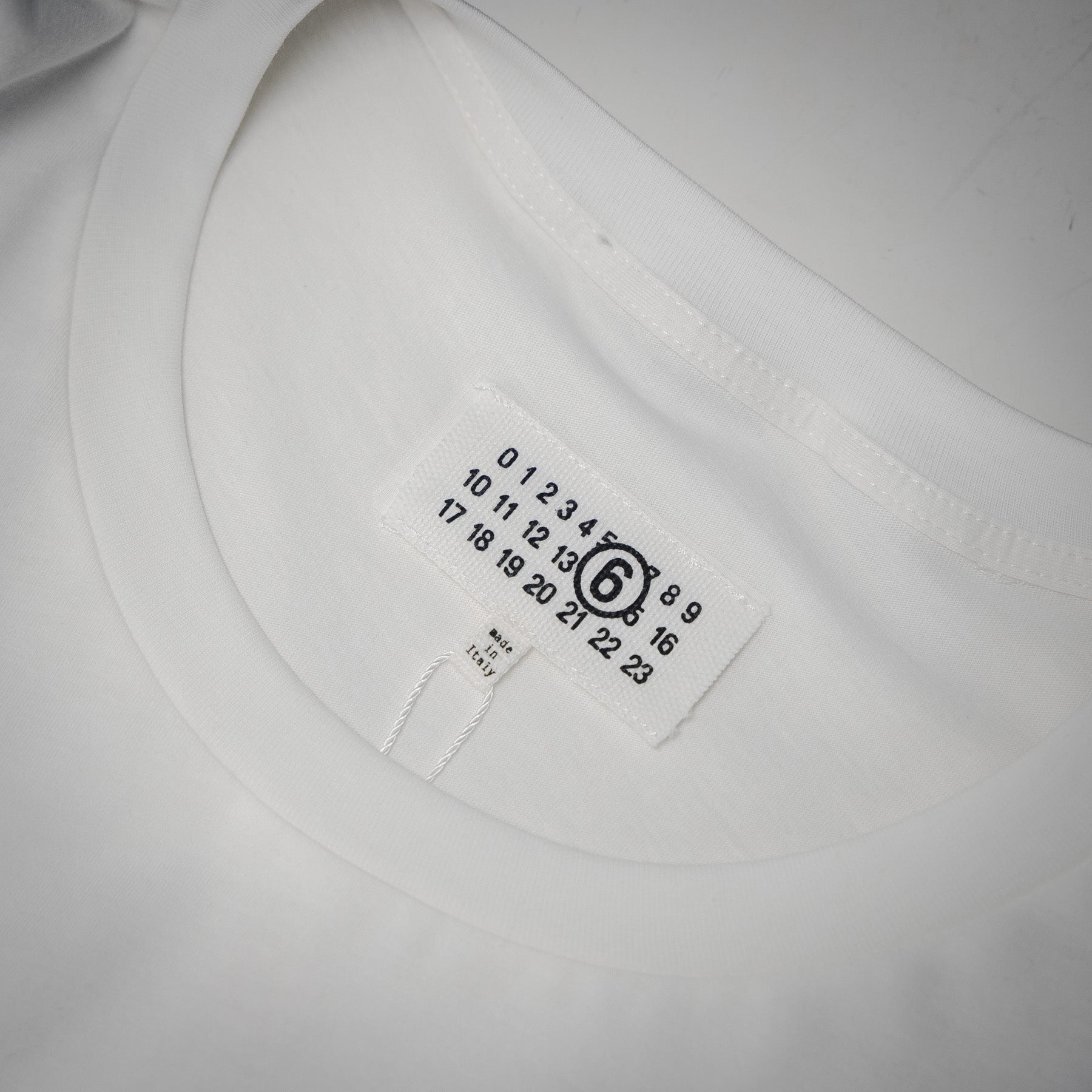 Margie 25ss label t-shirt