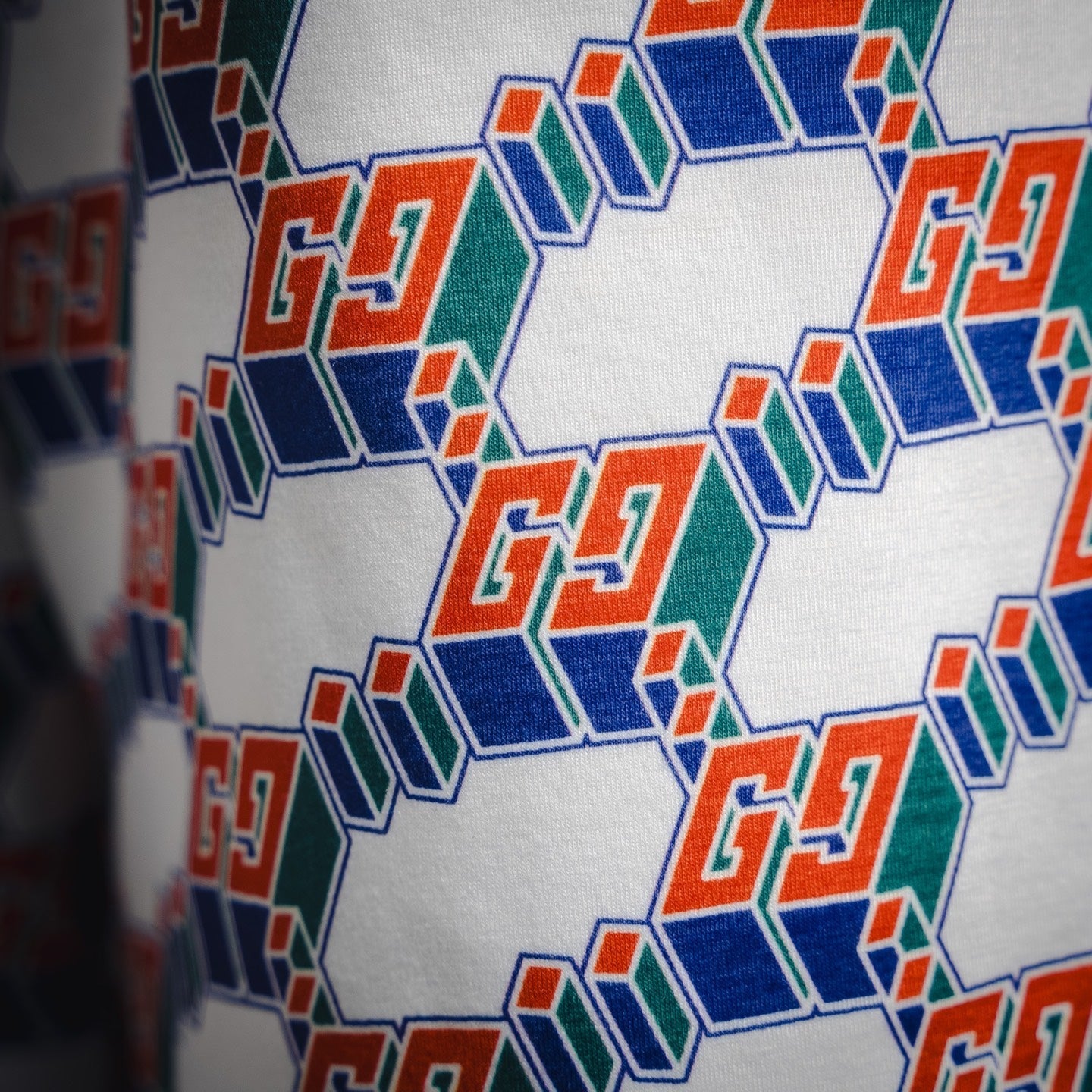 Guc 25ss print short