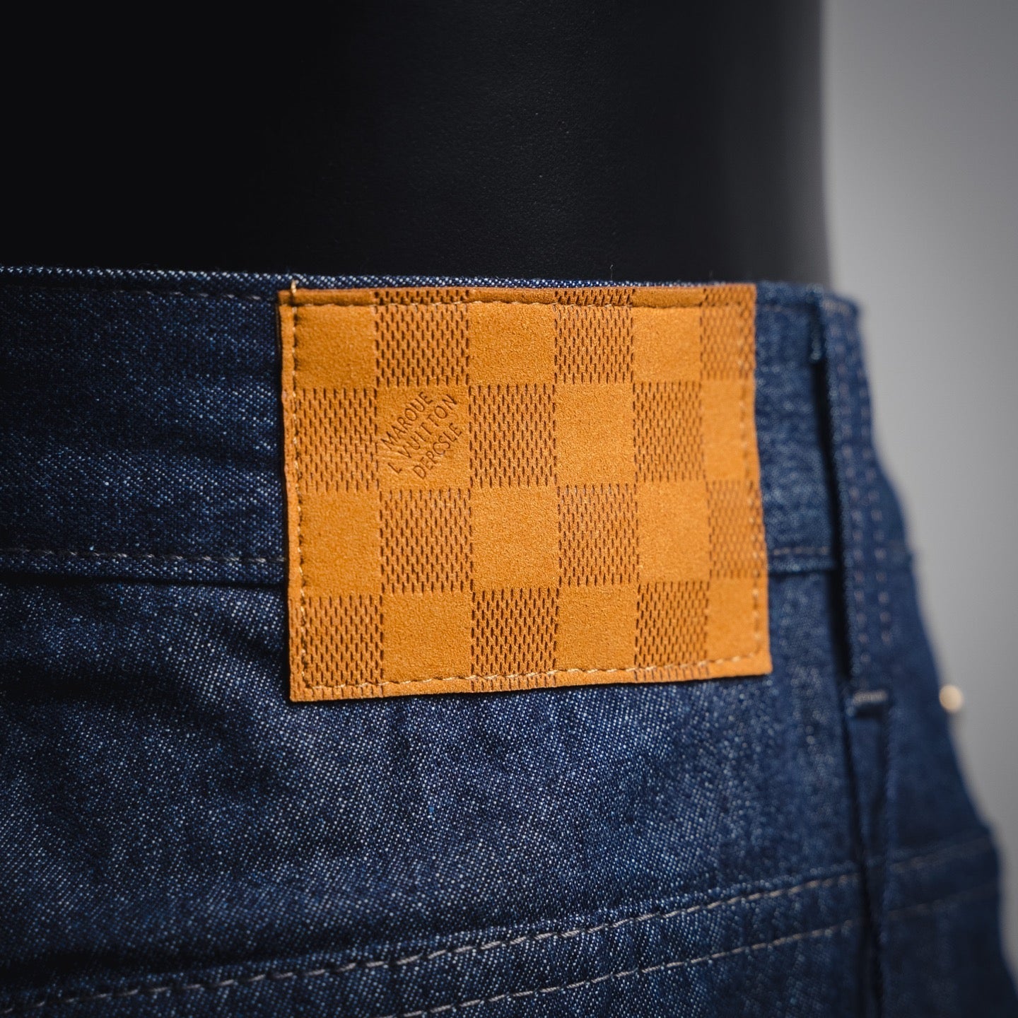 Louis 25ss embroidered short