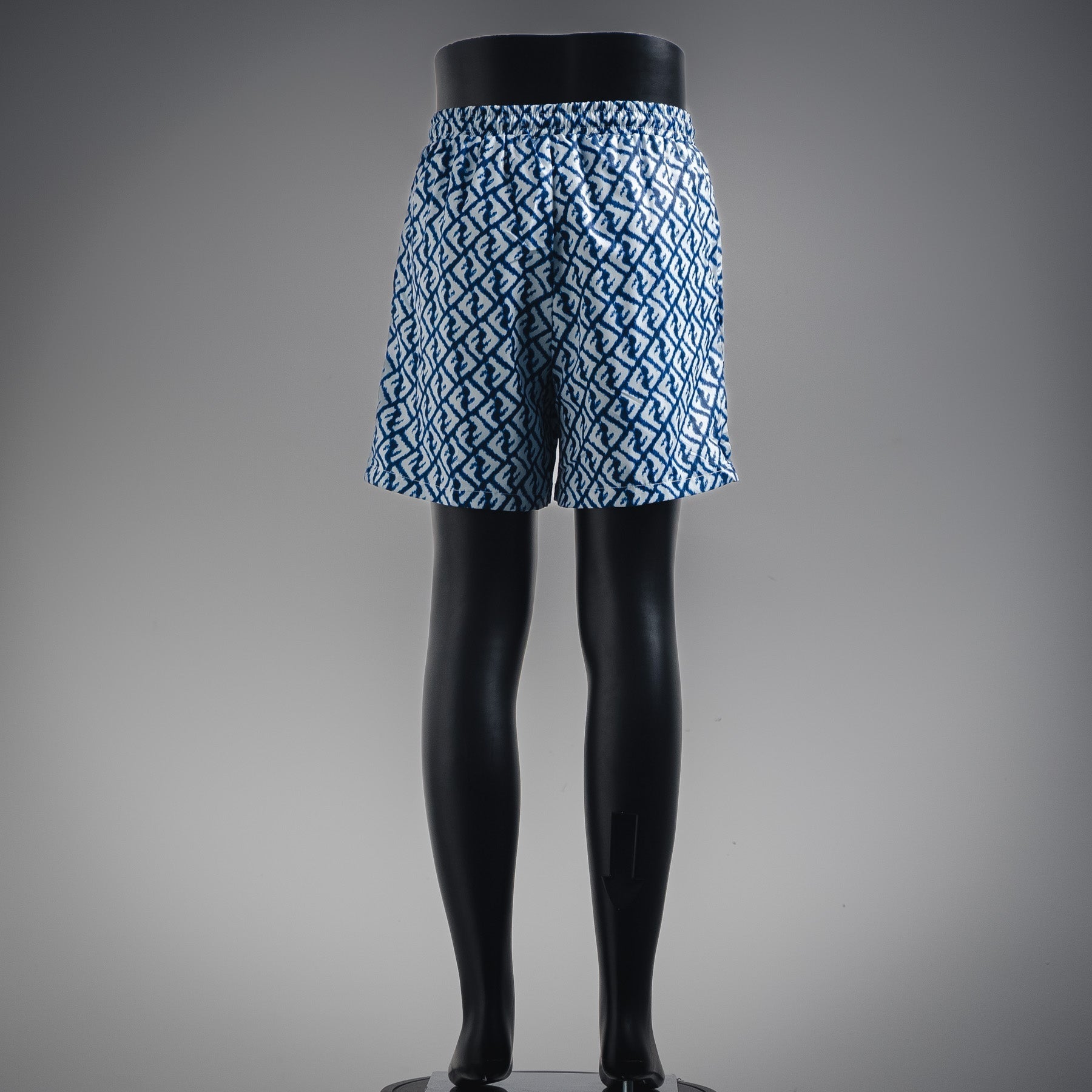 Fend 25ss print short