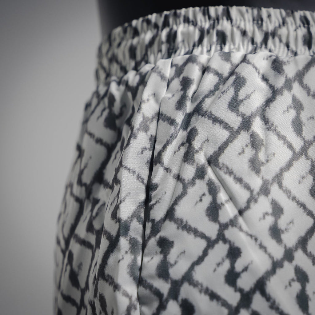 Fend 25ss print short