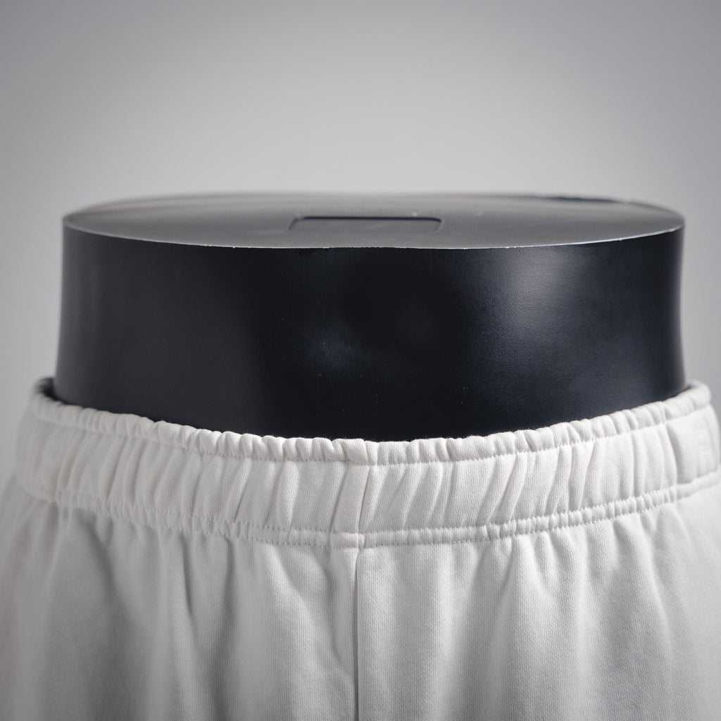 Balen 25ss embroidered short