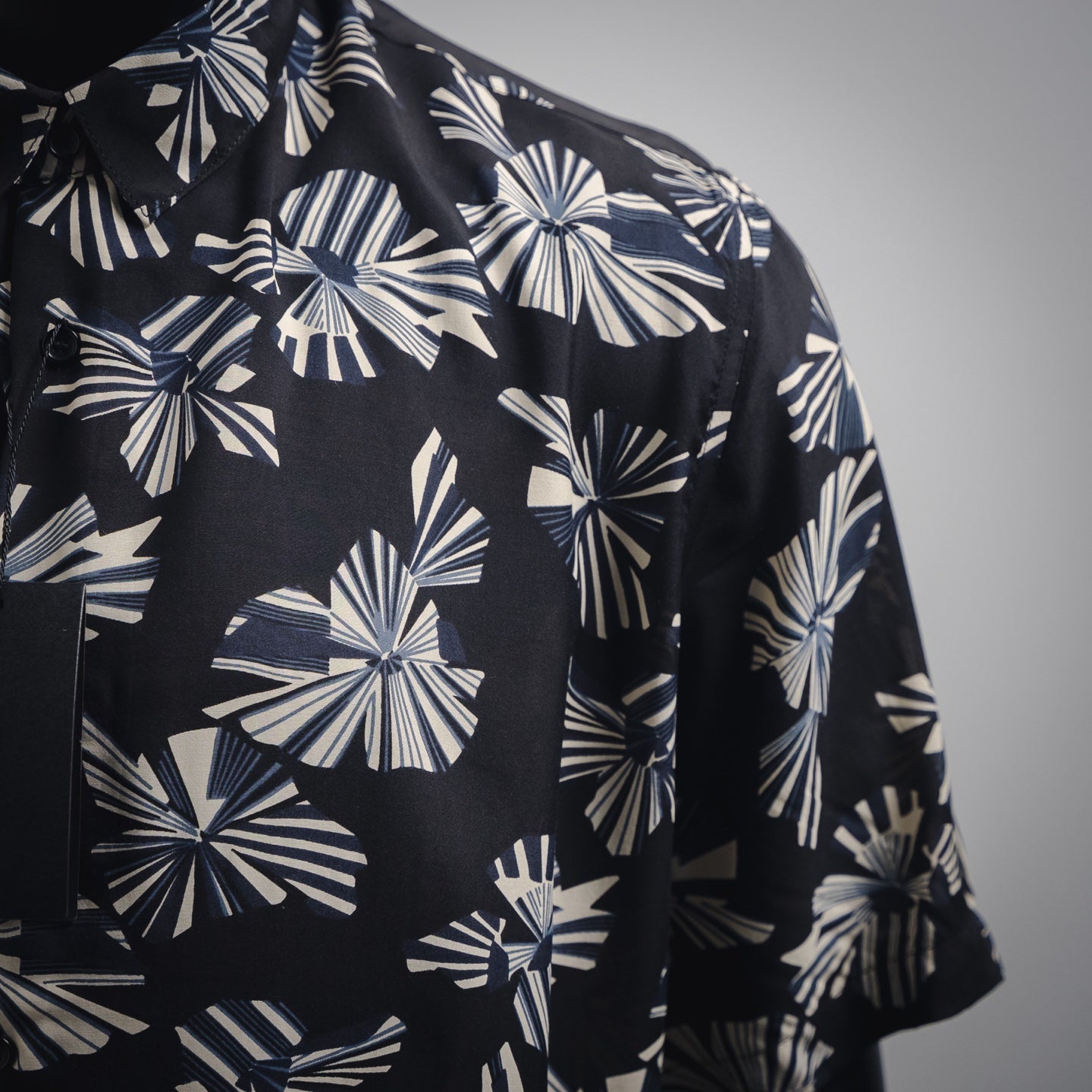 Saint lau 25ss print shirt