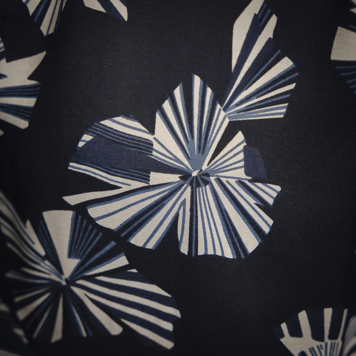 Saint lau 25ss print shirt