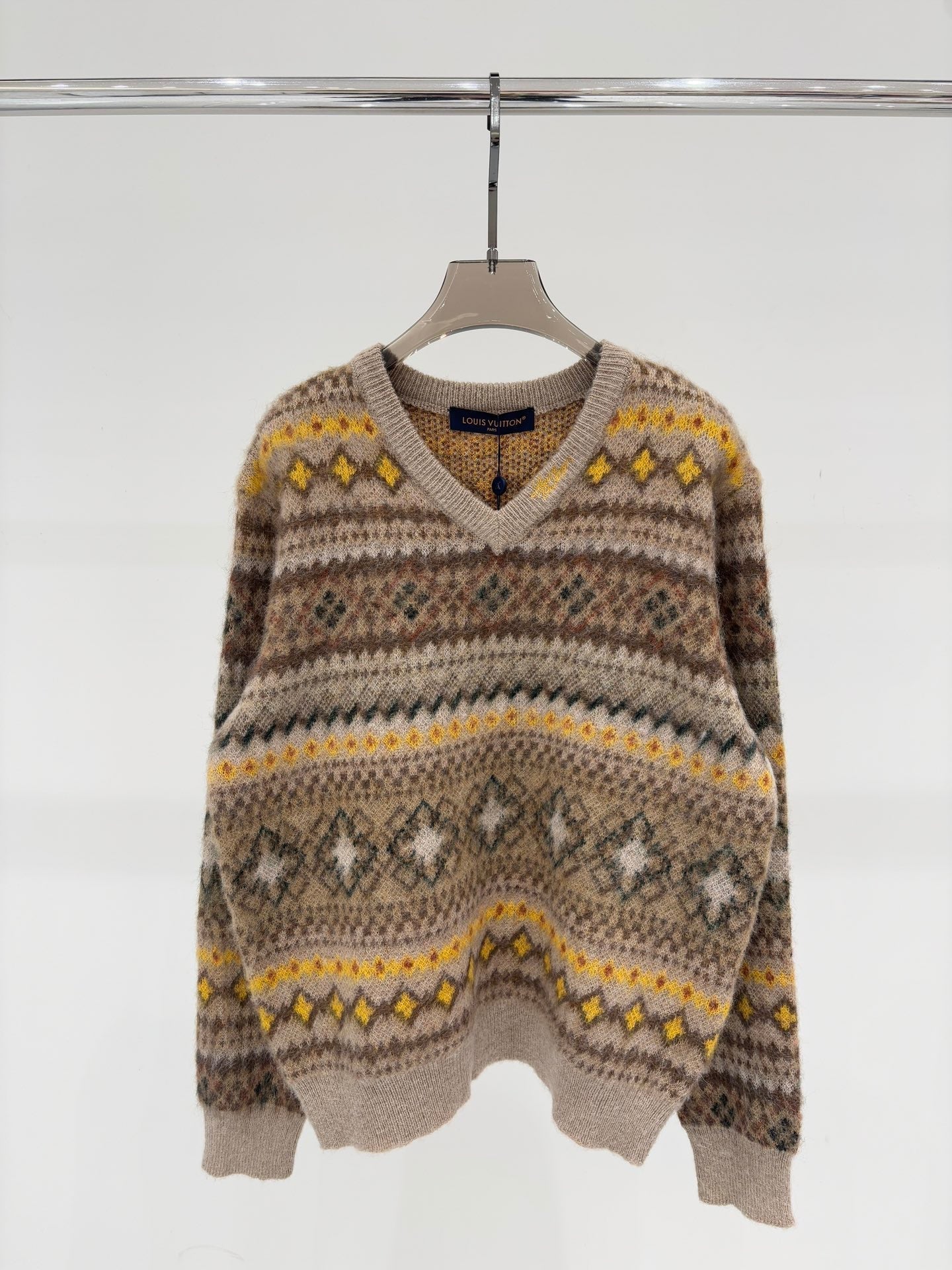 Louis 25ss knit sweater